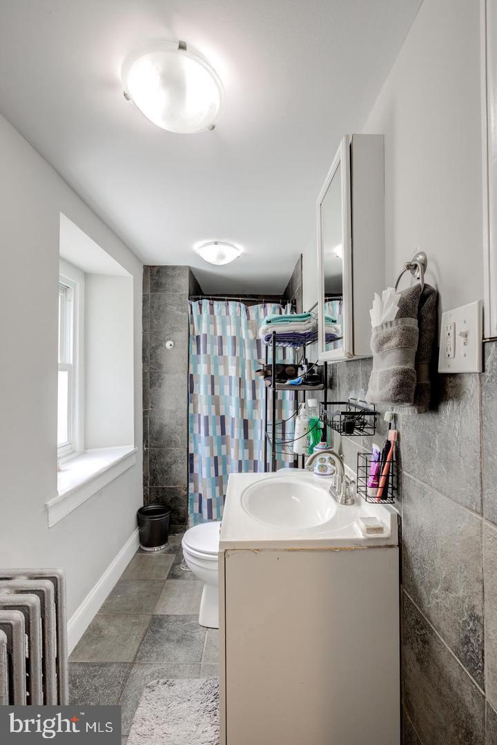 MANAYUNK - Residential Lease