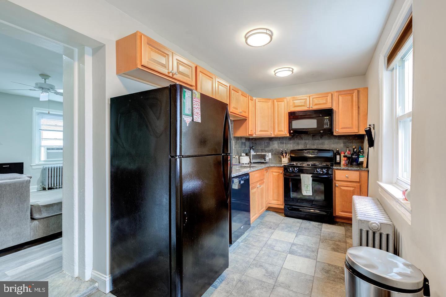 MANAYUNK - Residential Lease