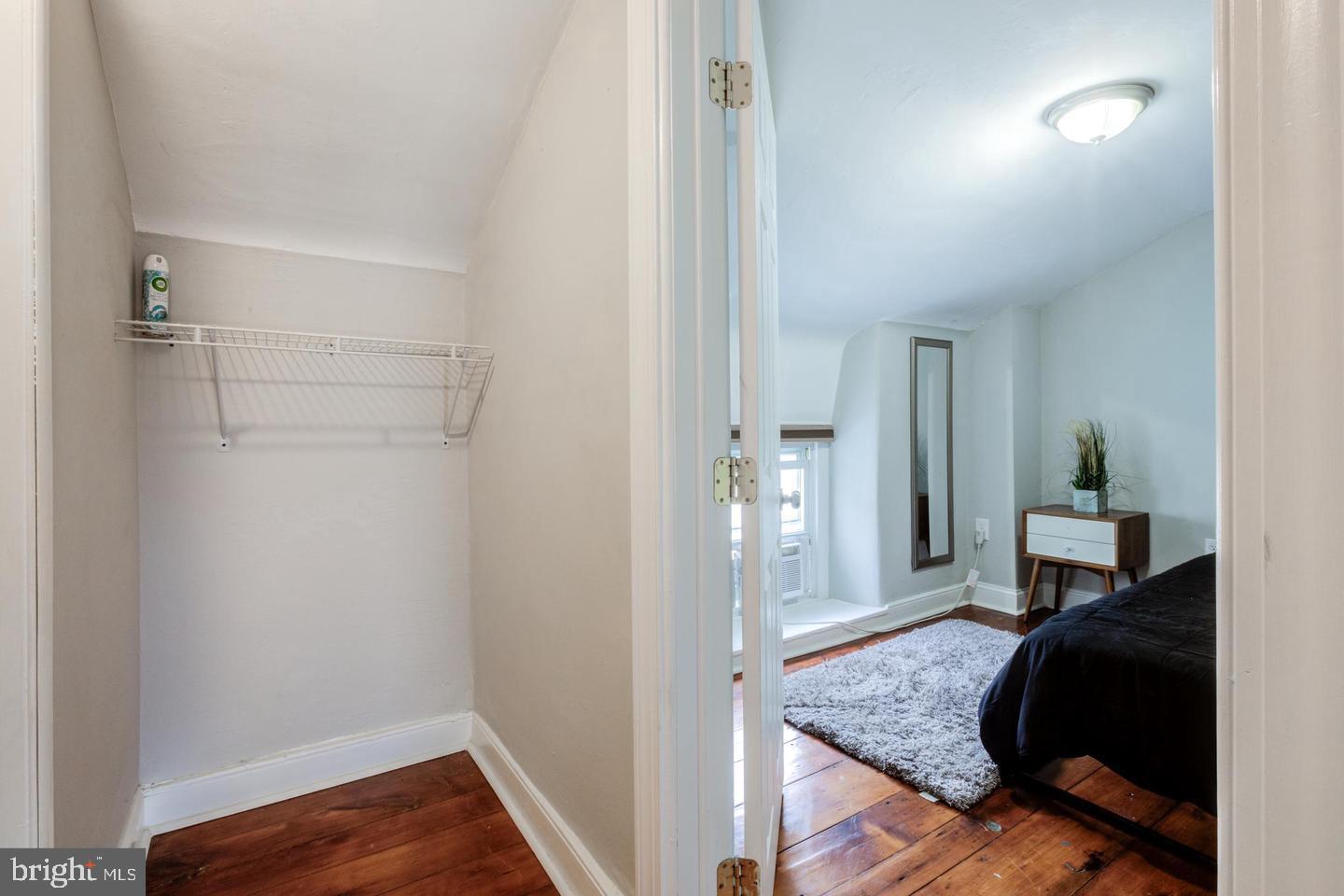 MANAYUNK - Residential Lease