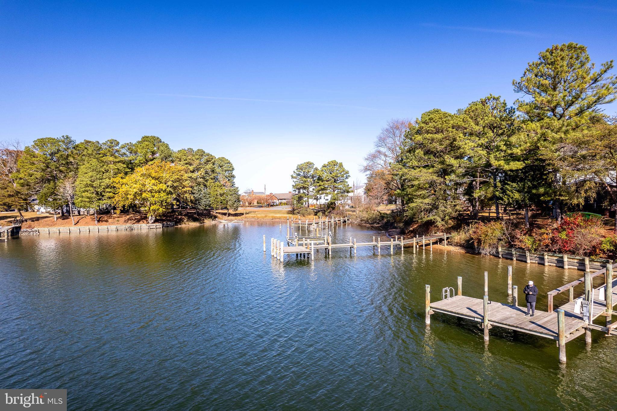 GLEBE HARBOR - Residential