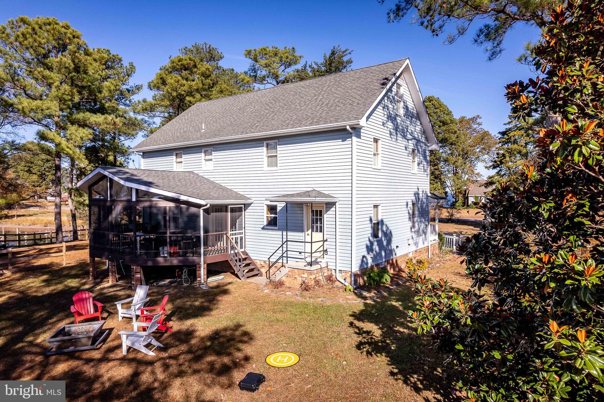 GLEBE HARBOR - Residential