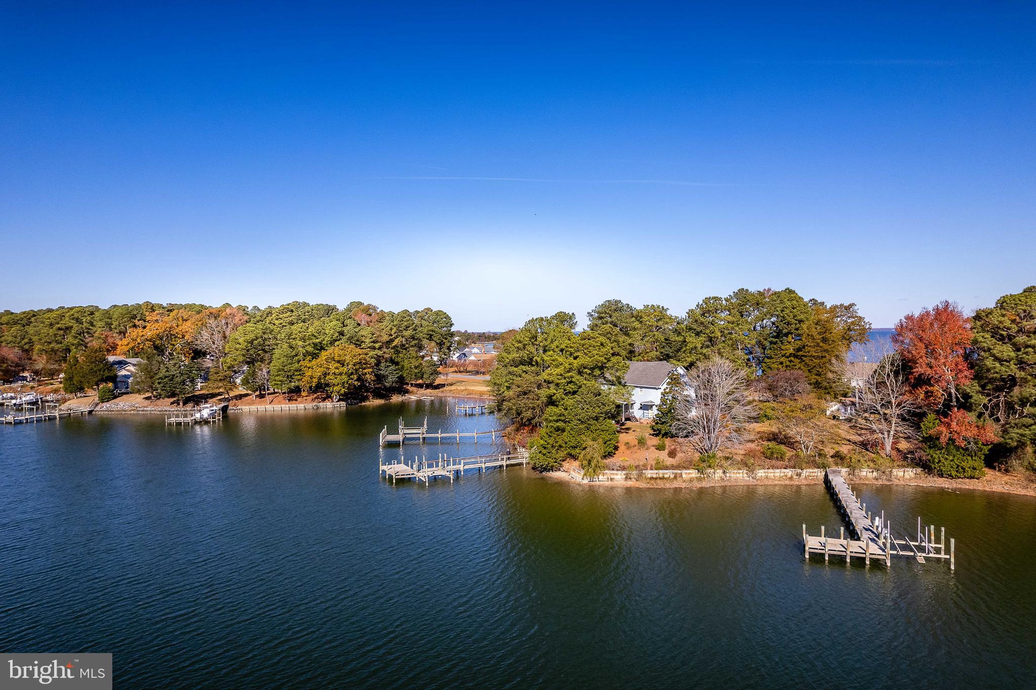 GLEBE HARBOR - Residential
