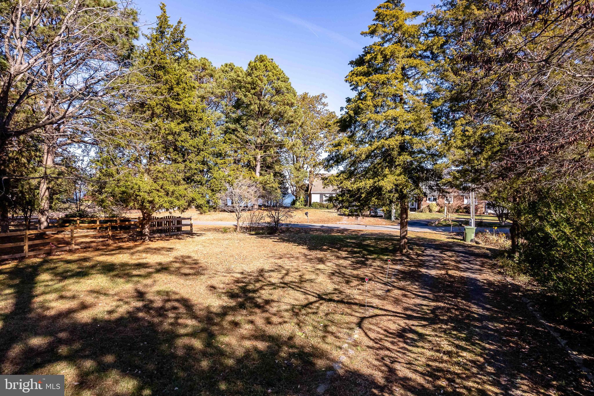 GLEBE HARBOR - Residential