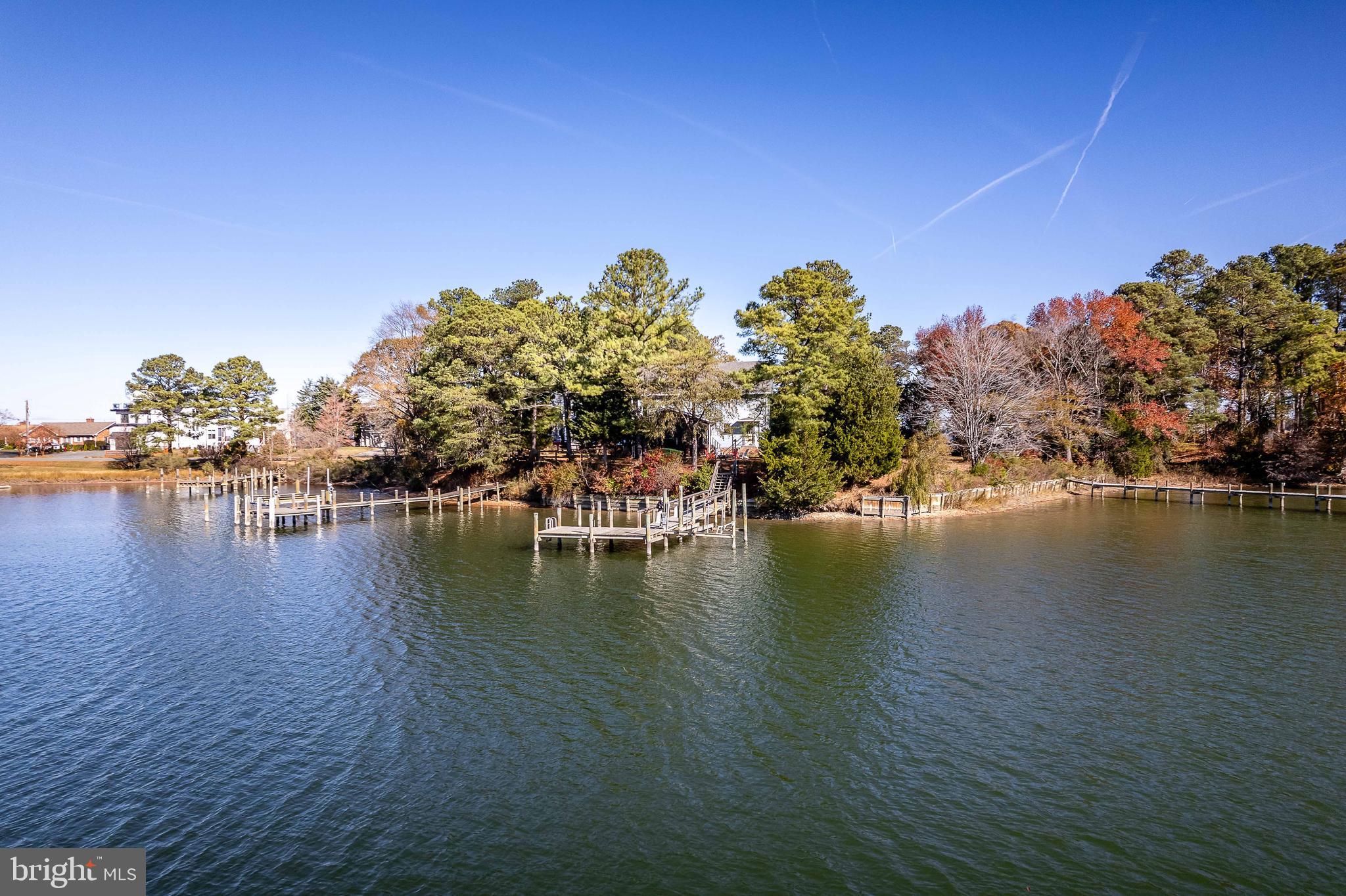 GLEBE HARBOR - Residential