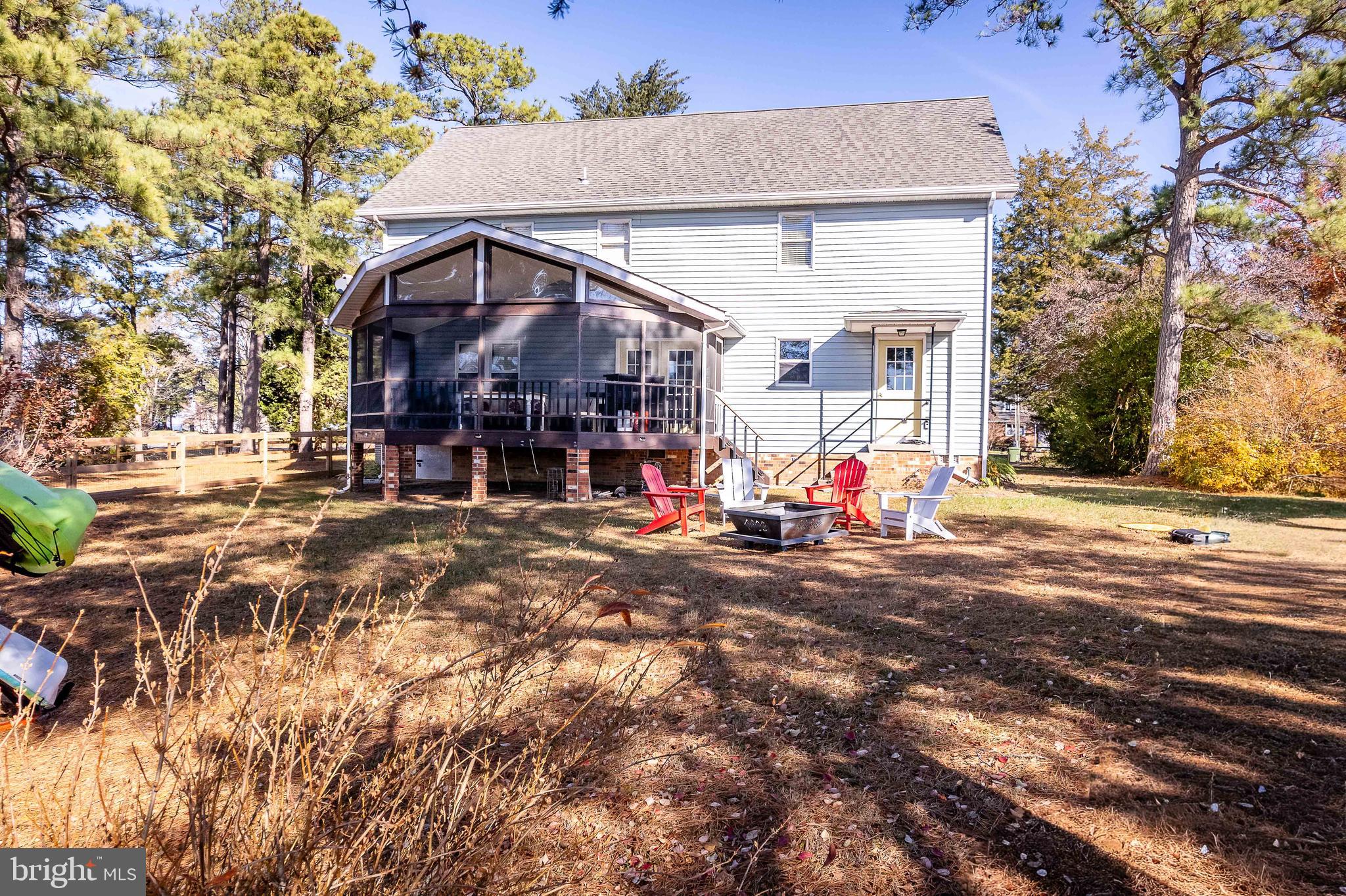 GLEBE HARBOR - Residential