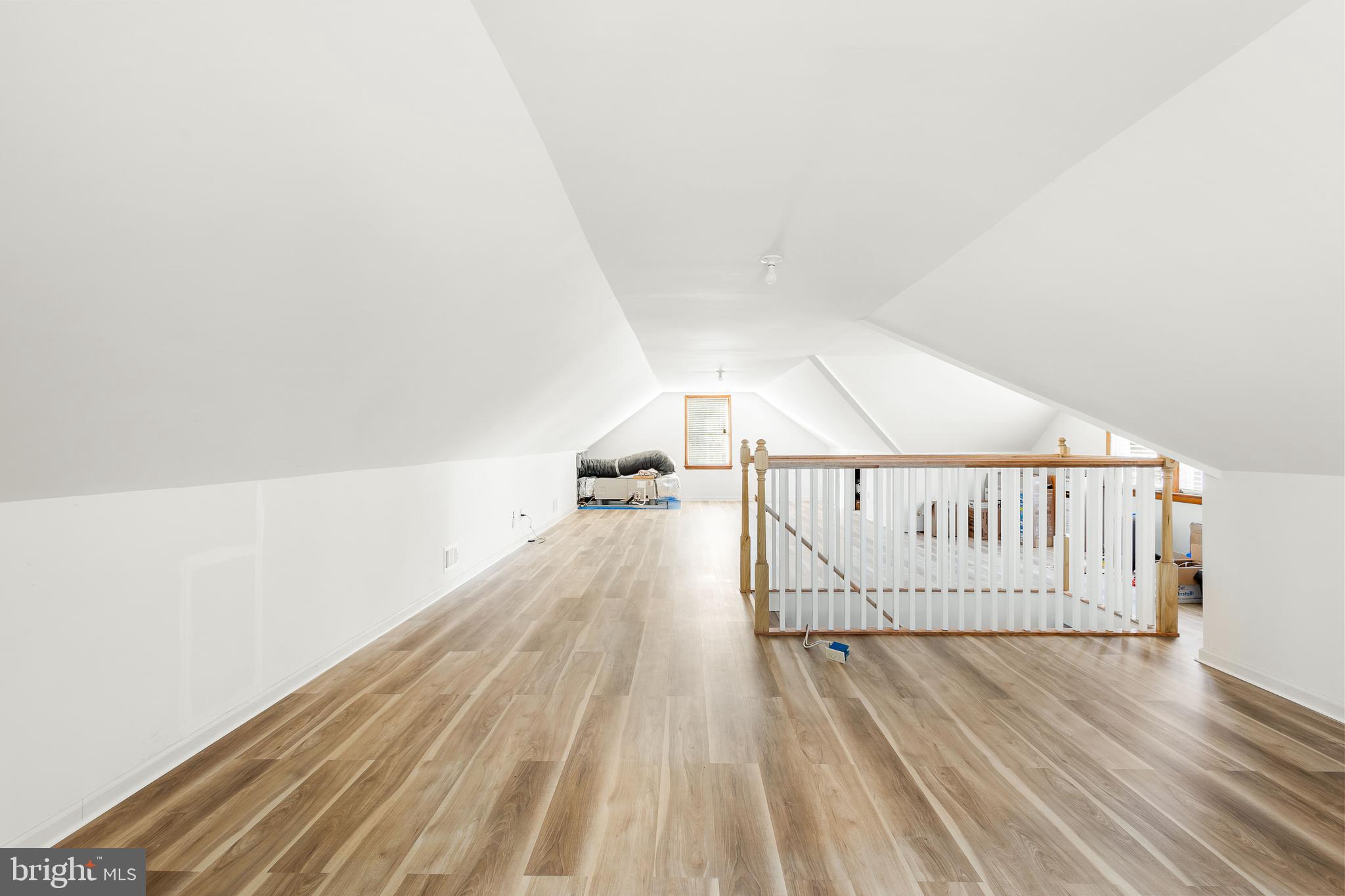 GLEBE HARBOR - Residential