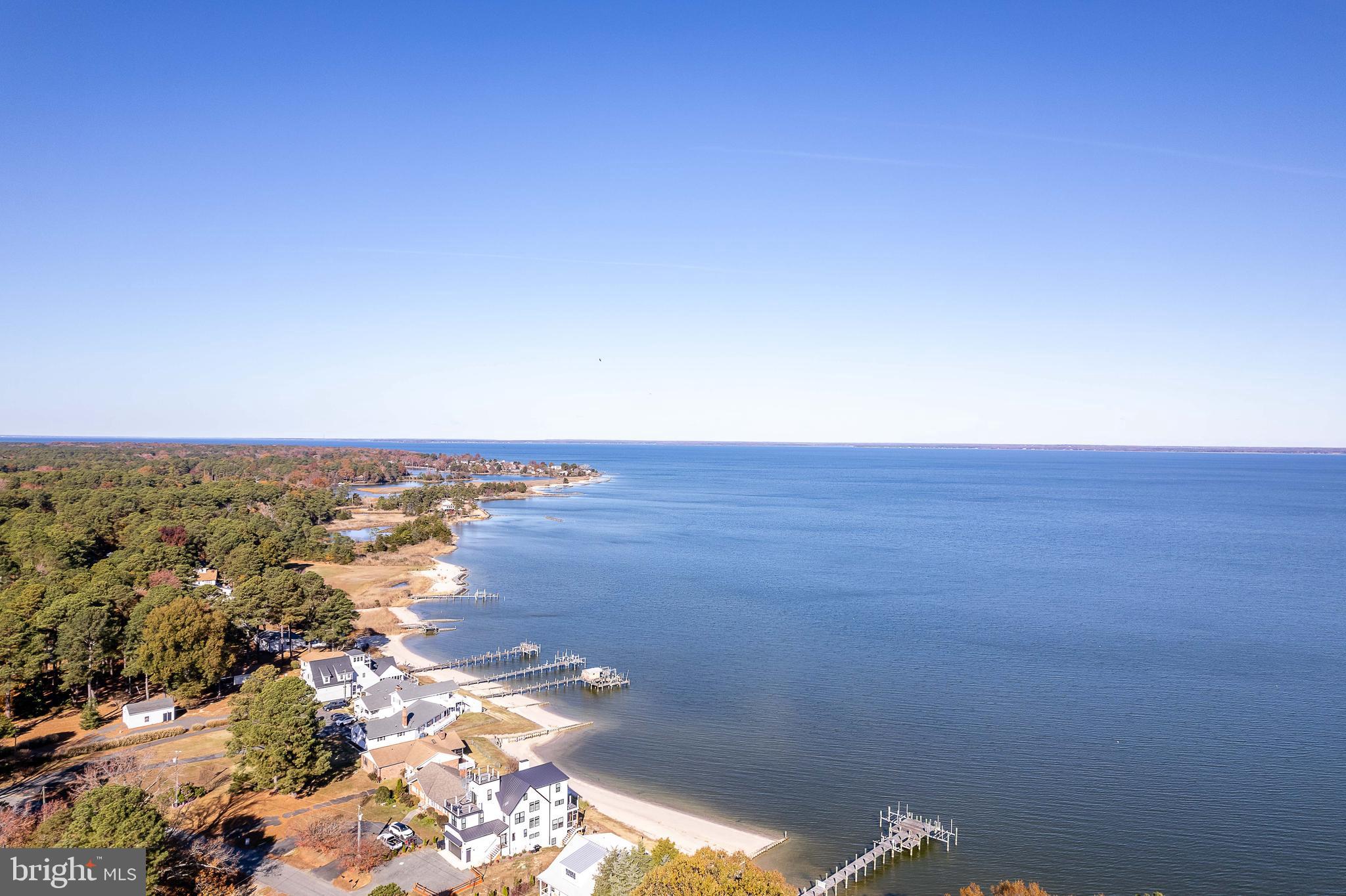 GLEBE HARBOR - Residential
