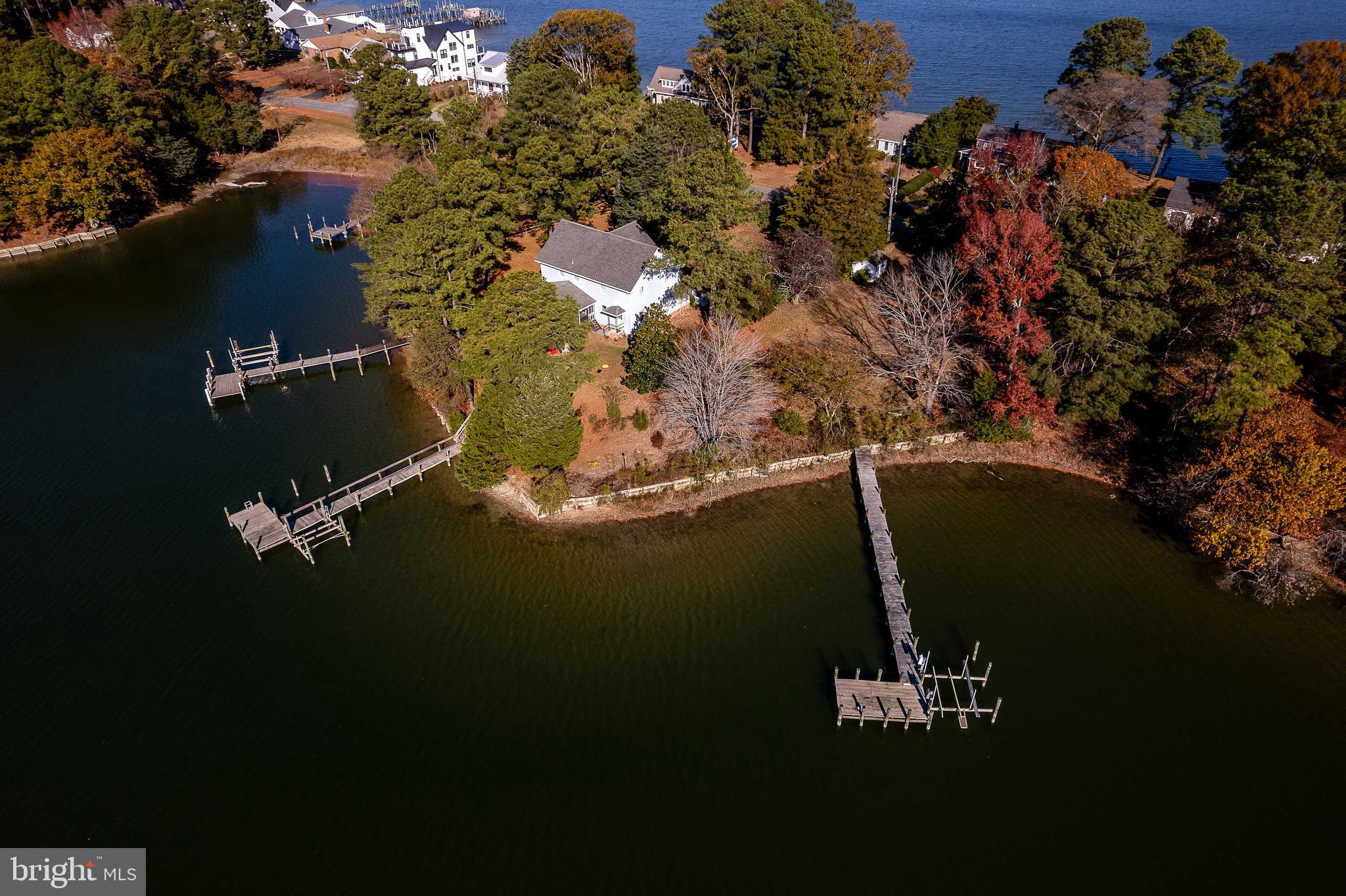 GLEBE HARBOR - Residential