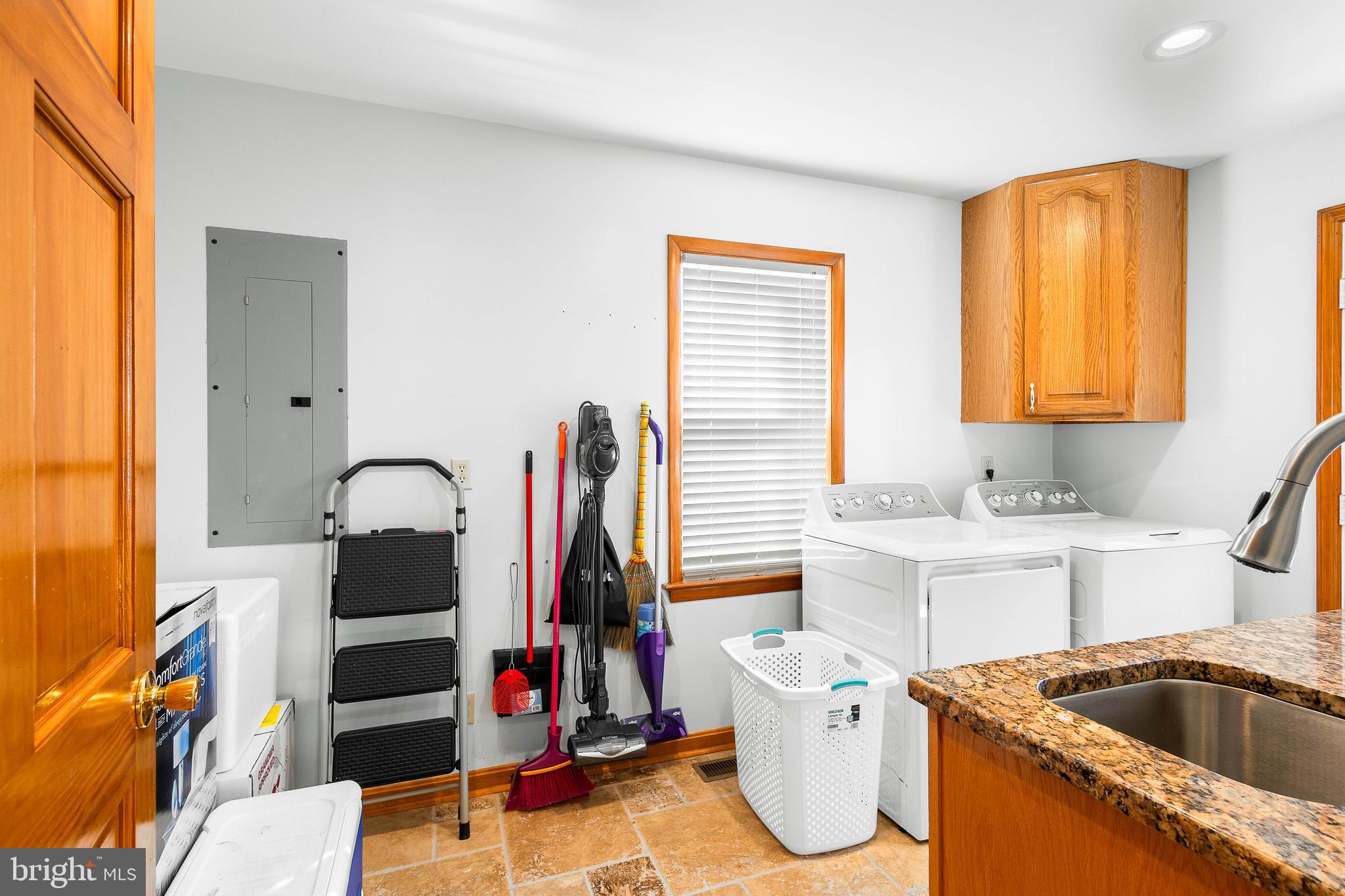 GLEBE HARBOR - Residential