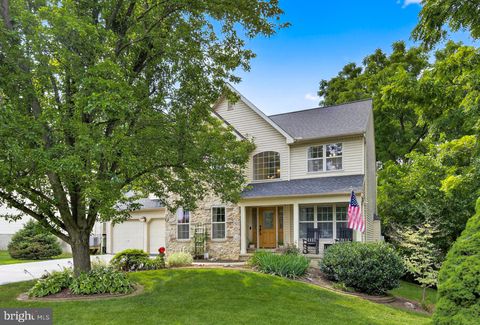 Photo of 1693 Pioneer Road, LANCASTER, PA 17602 (MLS # PALA2074420)