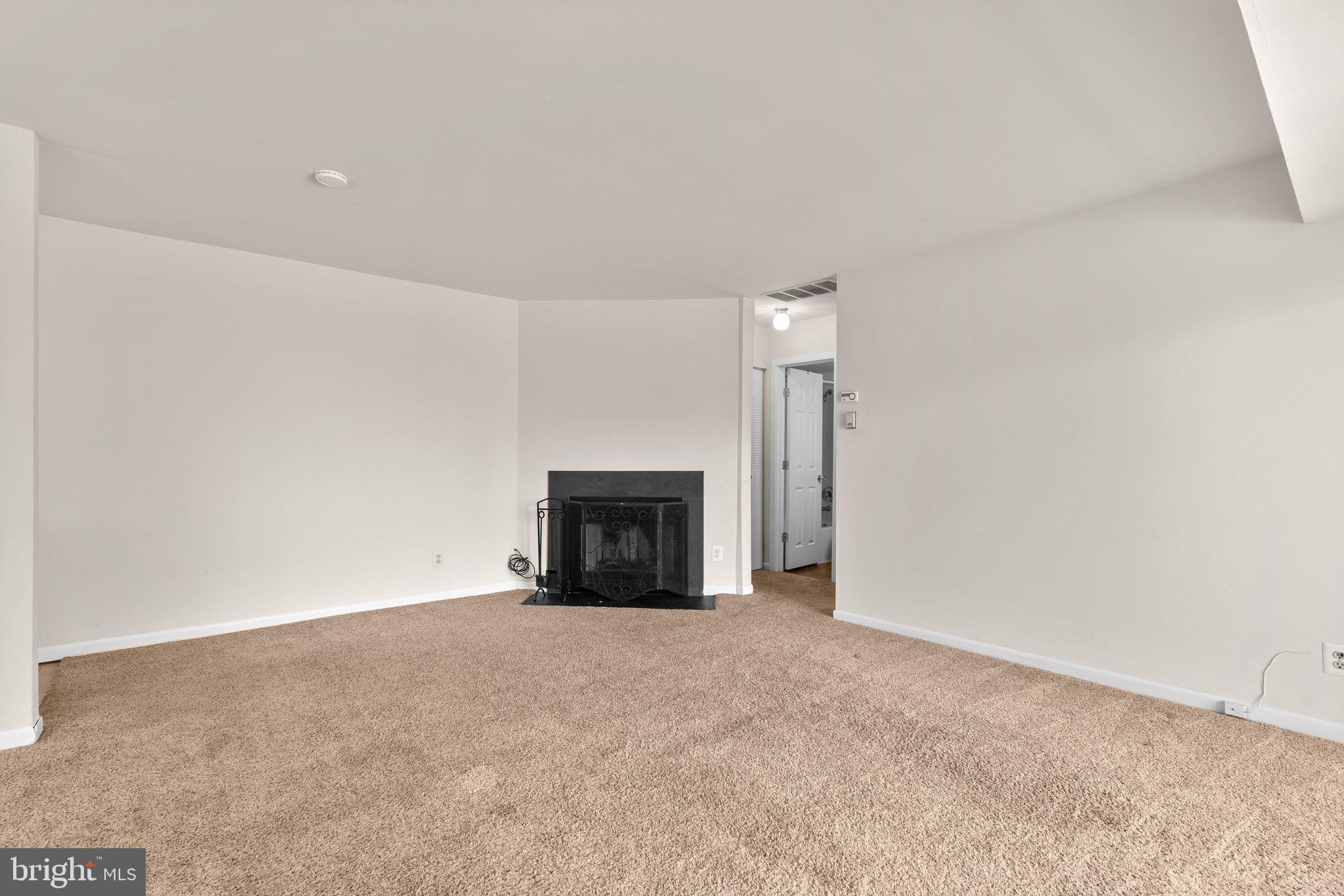 VILLAGE OF HARPERS CHOICE - Residential Lease