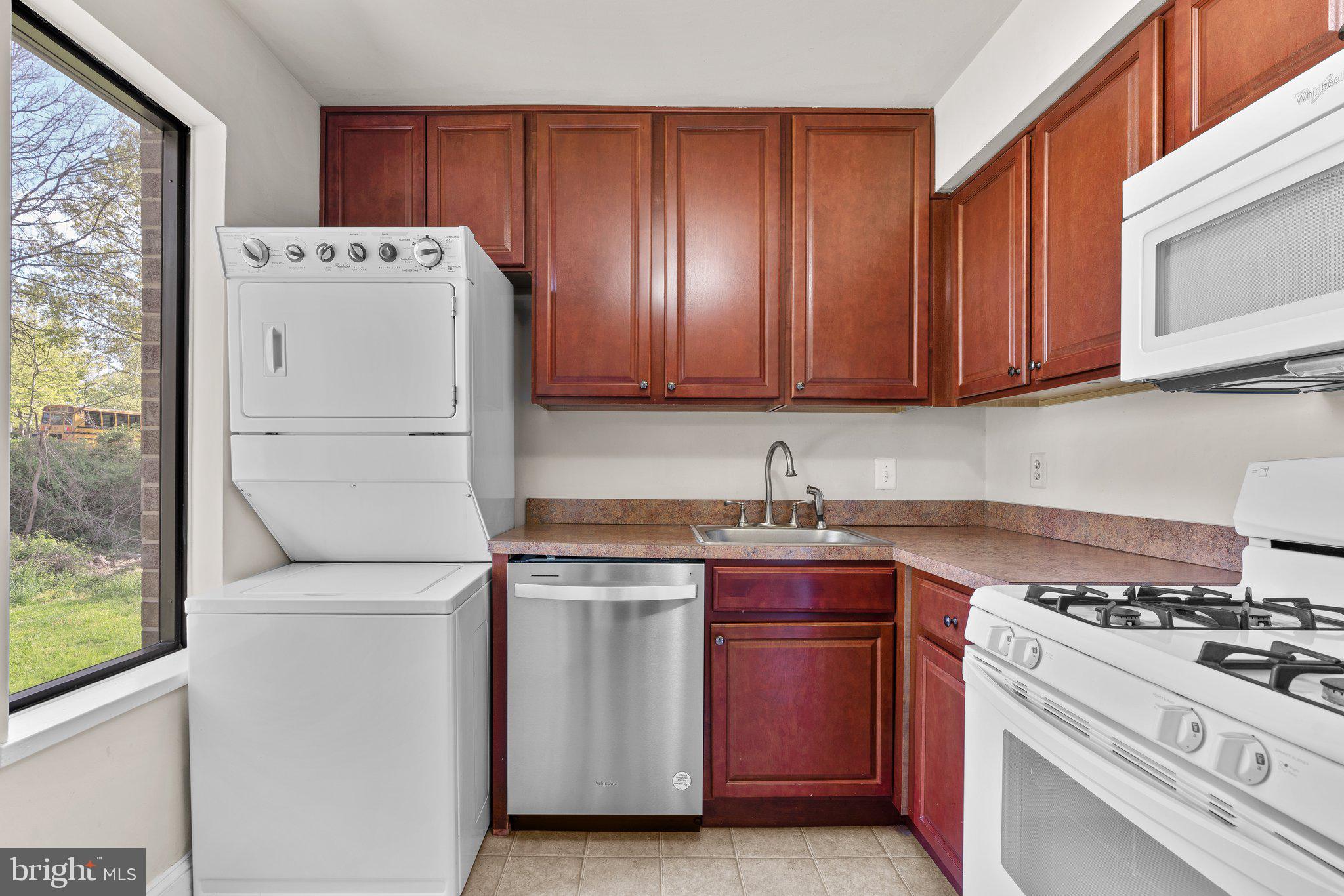 VILLAGE OF HARPERS CHOICE - Residential Lease