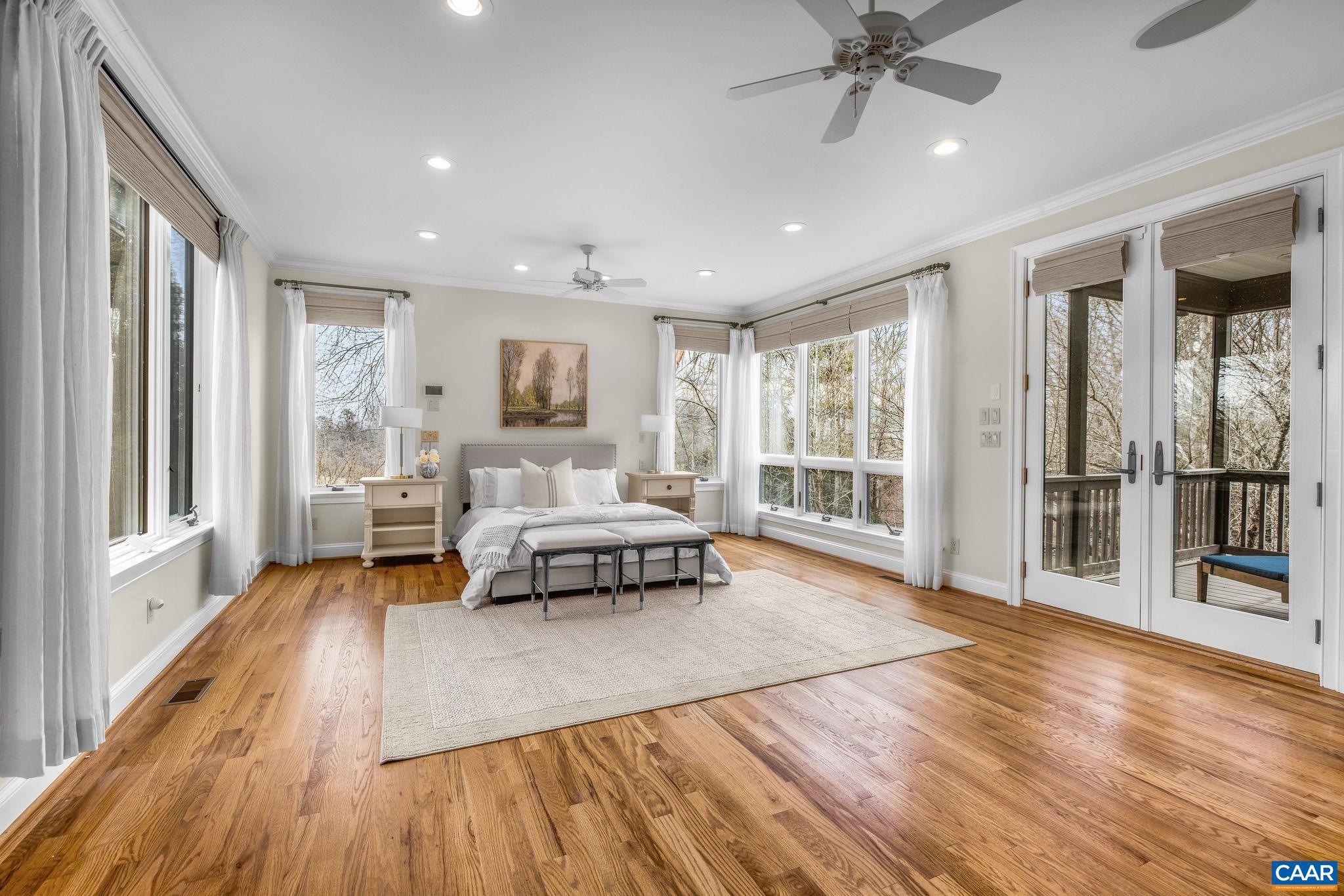 MILTON VILLAGE - Residential