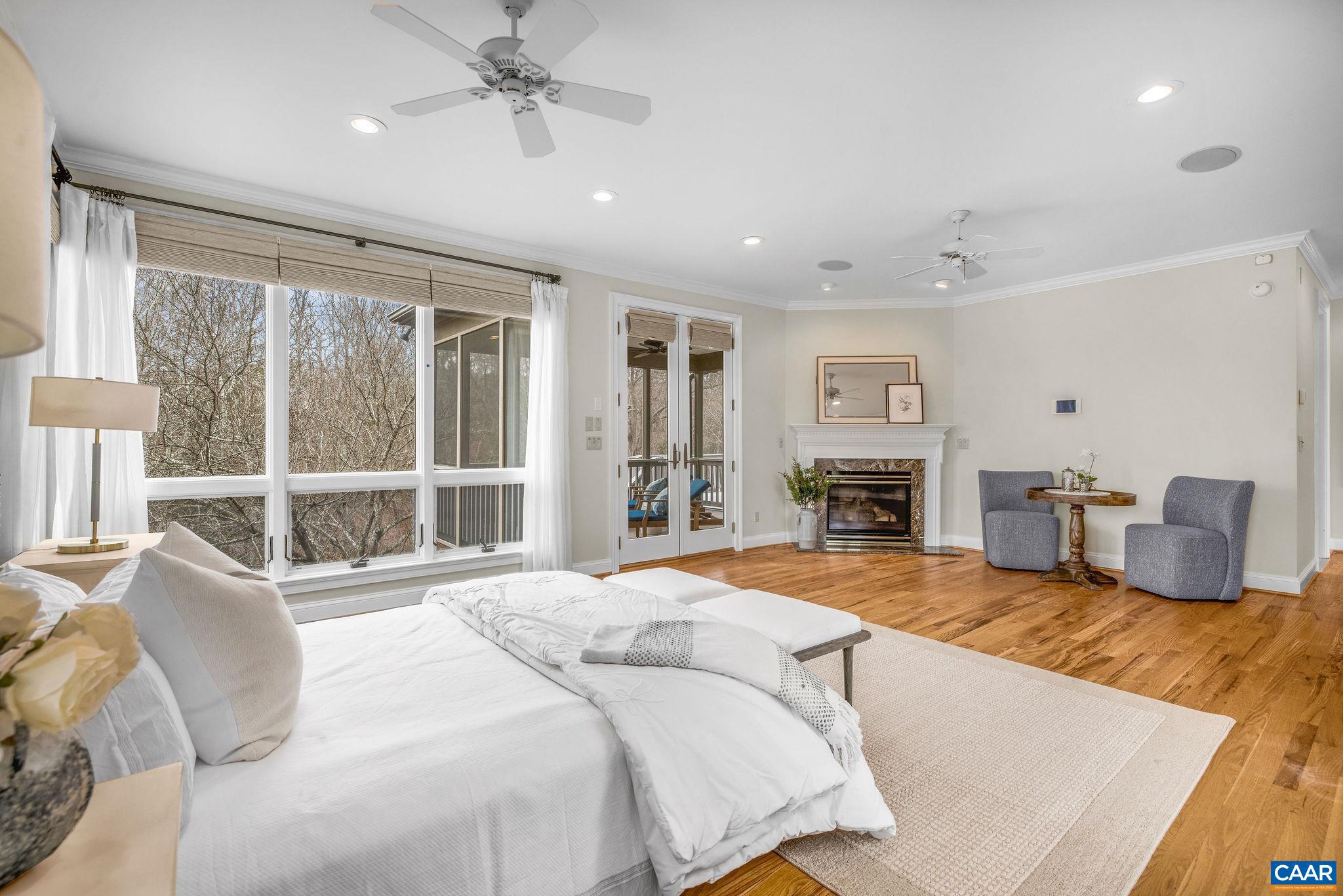 MILTON VILLAGE - Residential