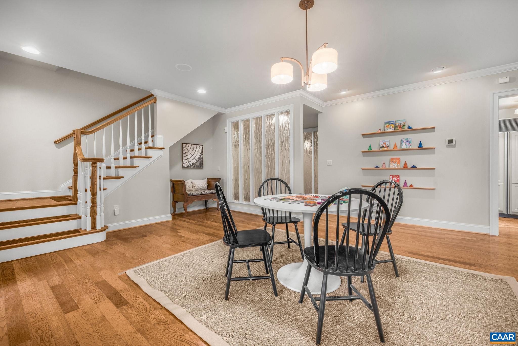 MILTON VILLAGE - Residential