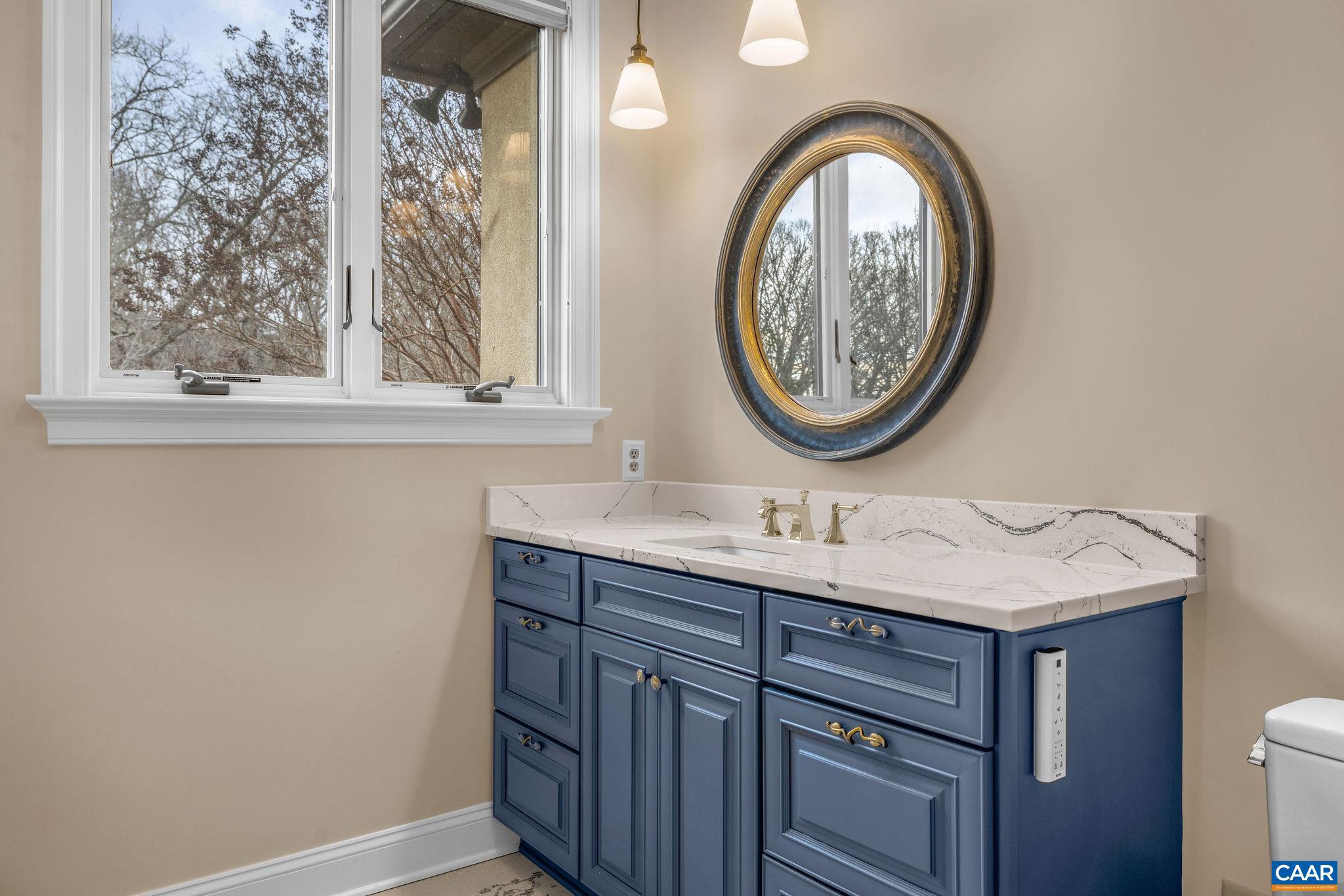 MILTON VILLAGE - Residential