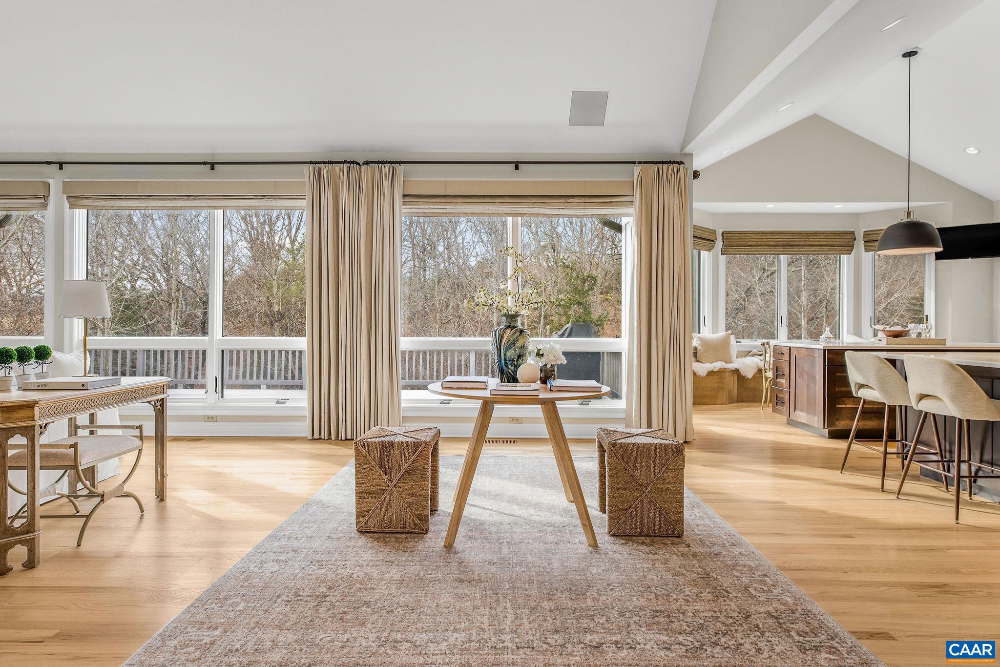 MILTON VILLAGE - Residential