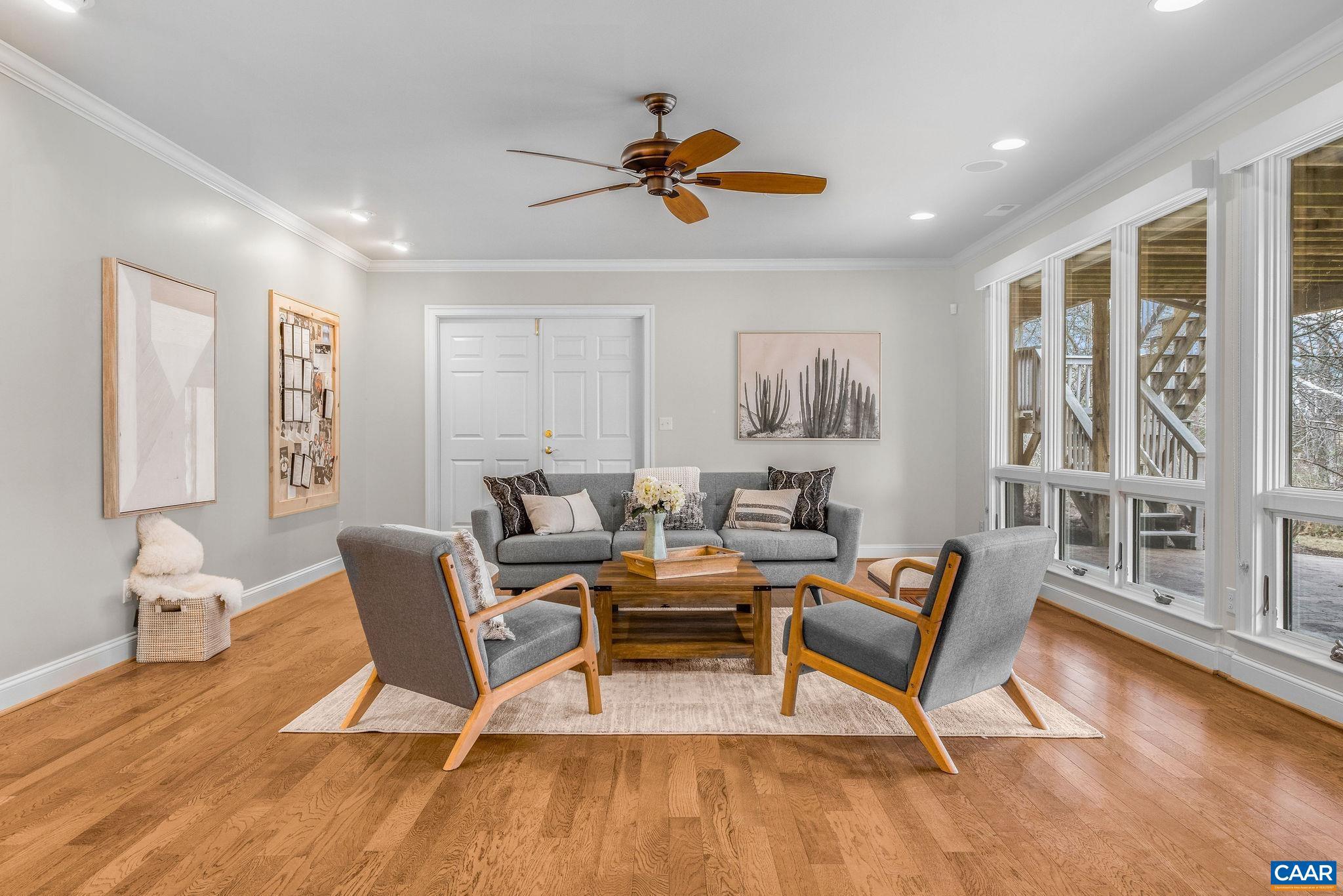 MILTON VILLAGE - Residential