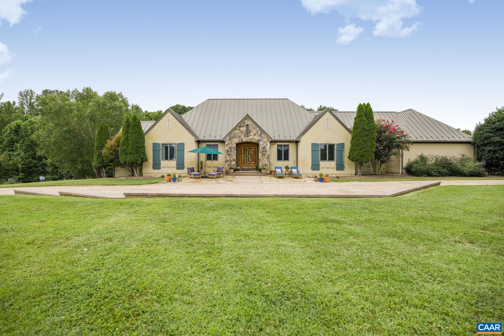 MILTON VILLAGE - Residential