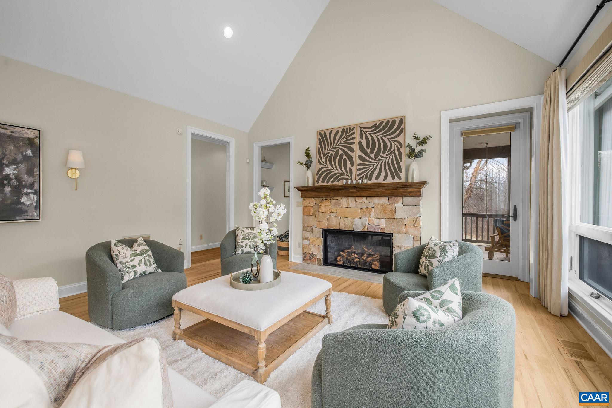 MILTON VILLAGE - Residential