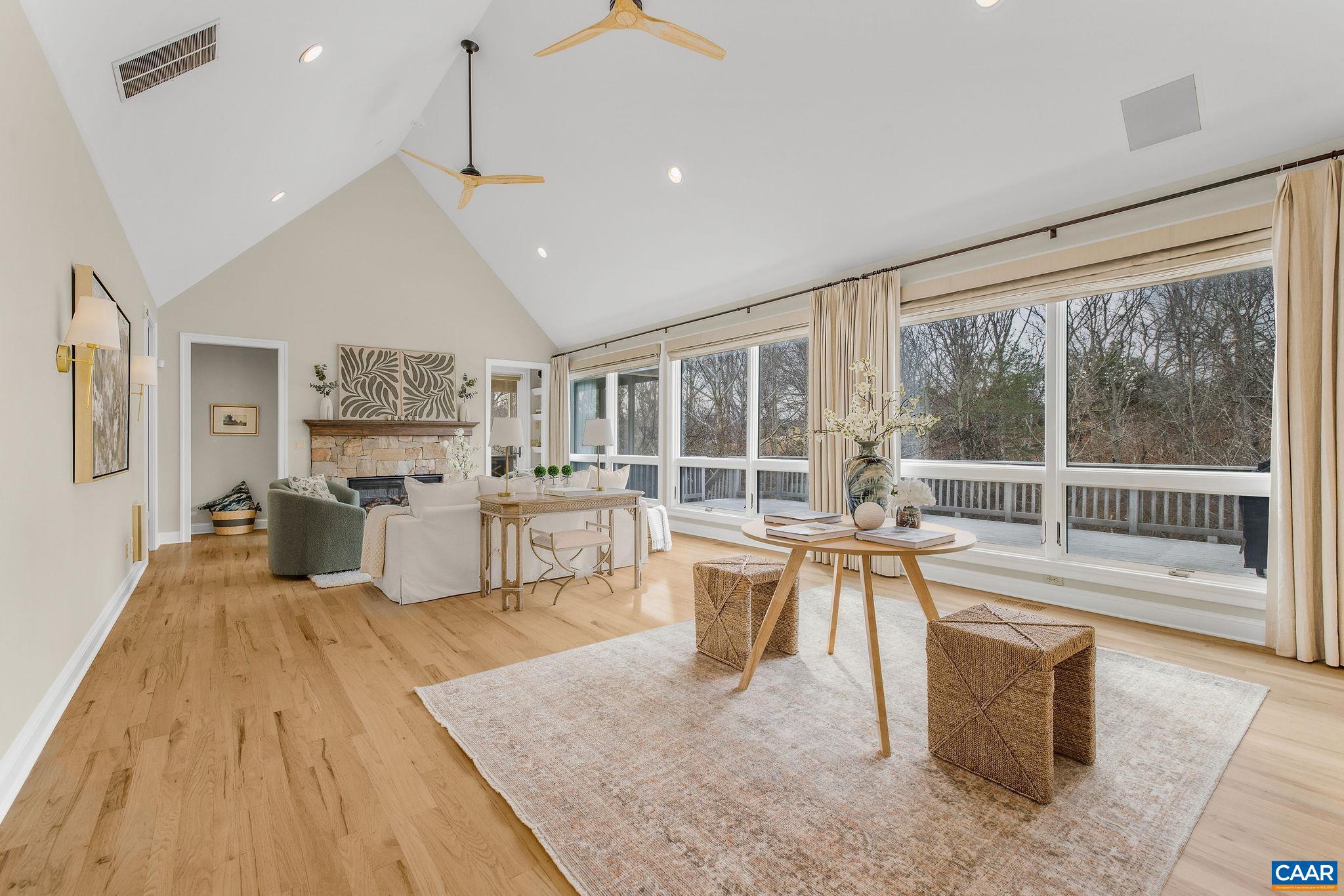 MILTON VILLAGE - Residential