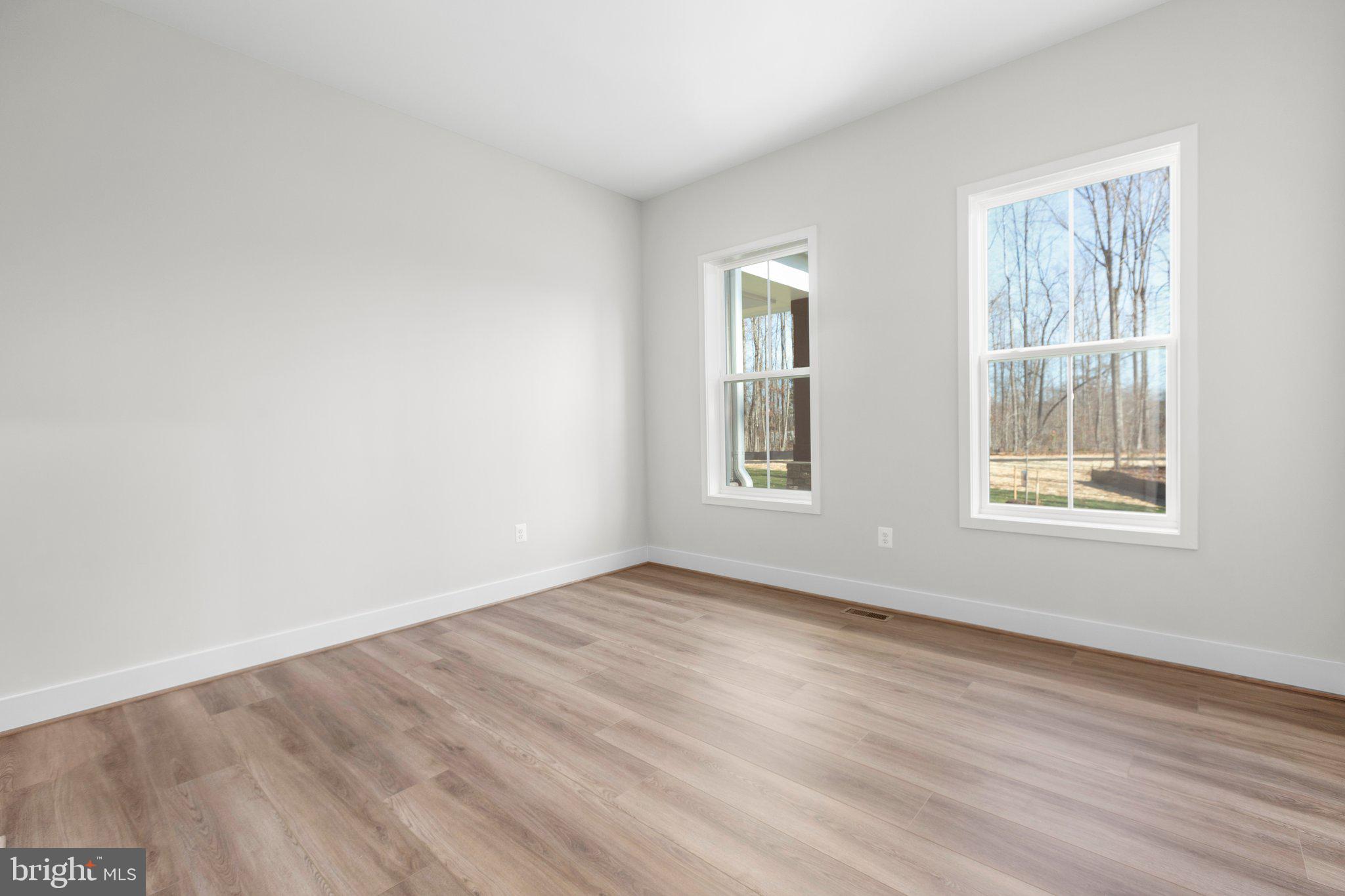 WHITEHALL - Residential