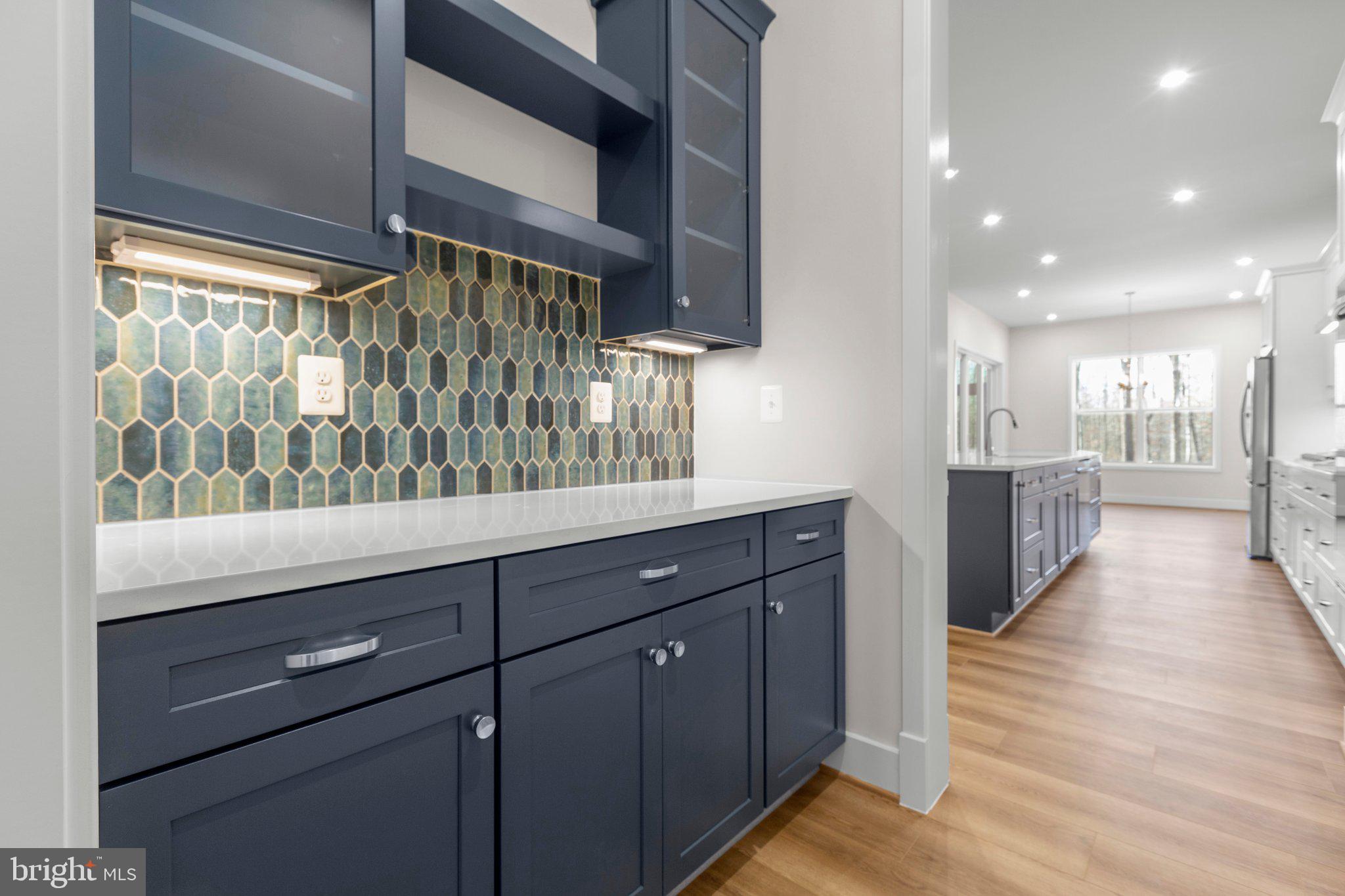 WHITEHALL - Residential