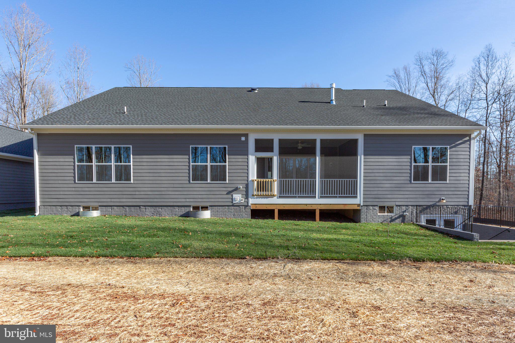 WHITEHALL - Residential