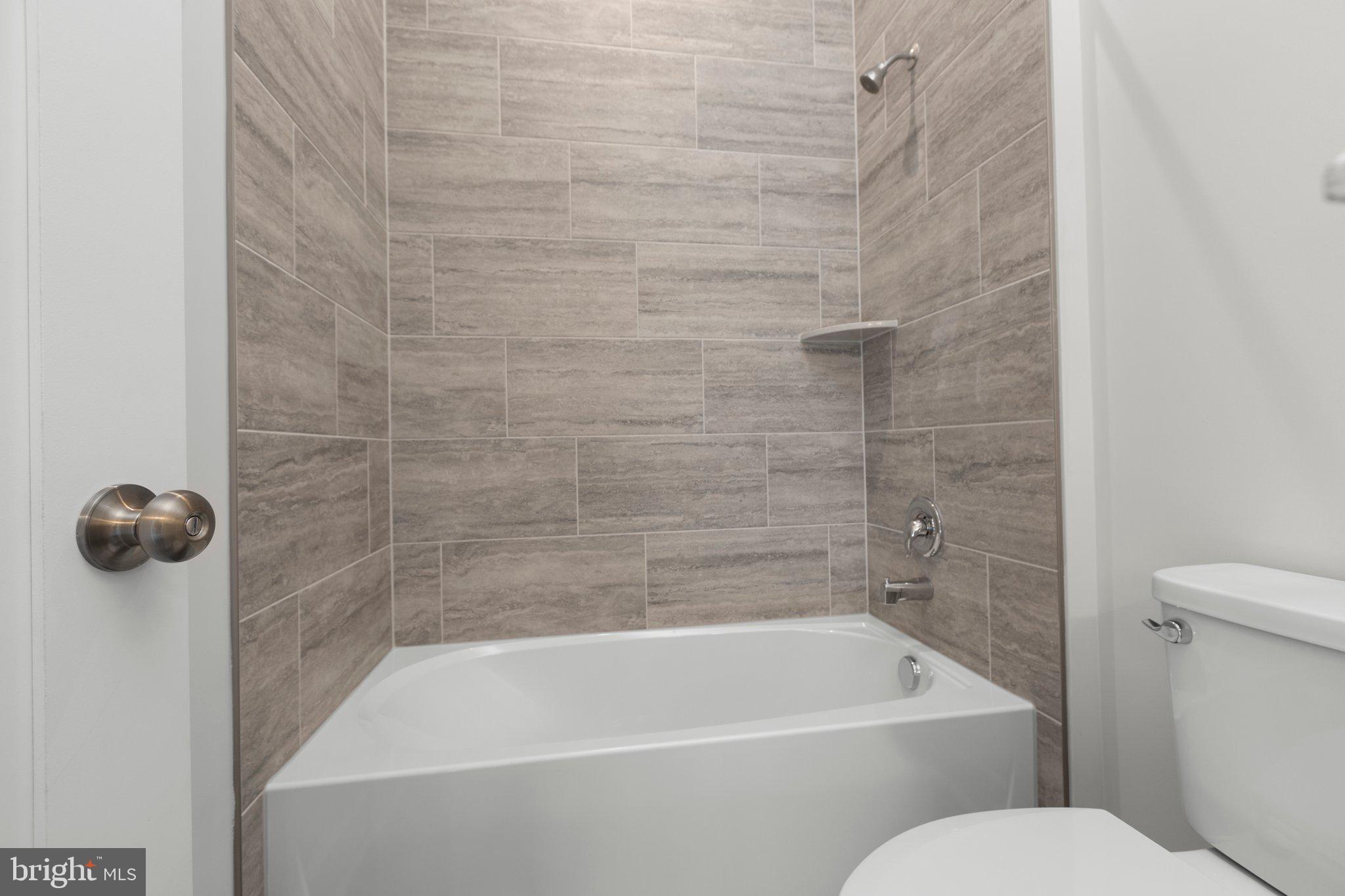 WHITEHALL - Residential