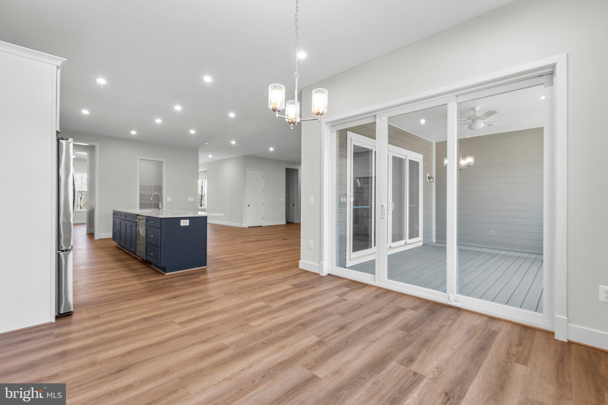 WHITEHALL - Residential