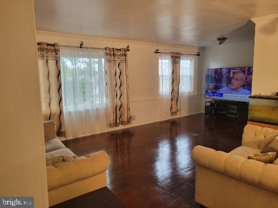 6001 EDWARD DRIVE