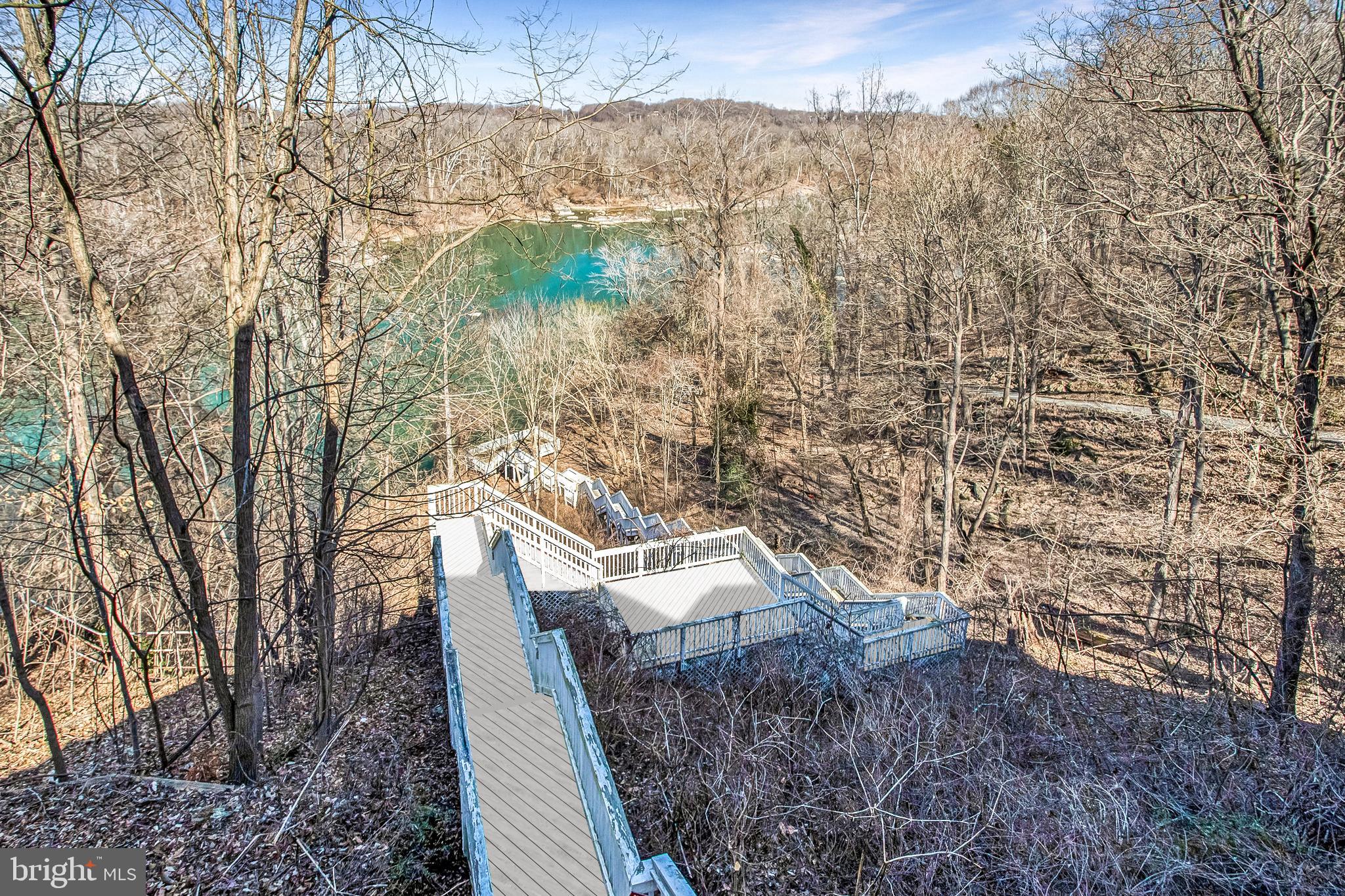 NEAR FALLS CHURCH - Residential