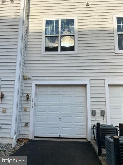 LEE SQUARE - Residential Lease