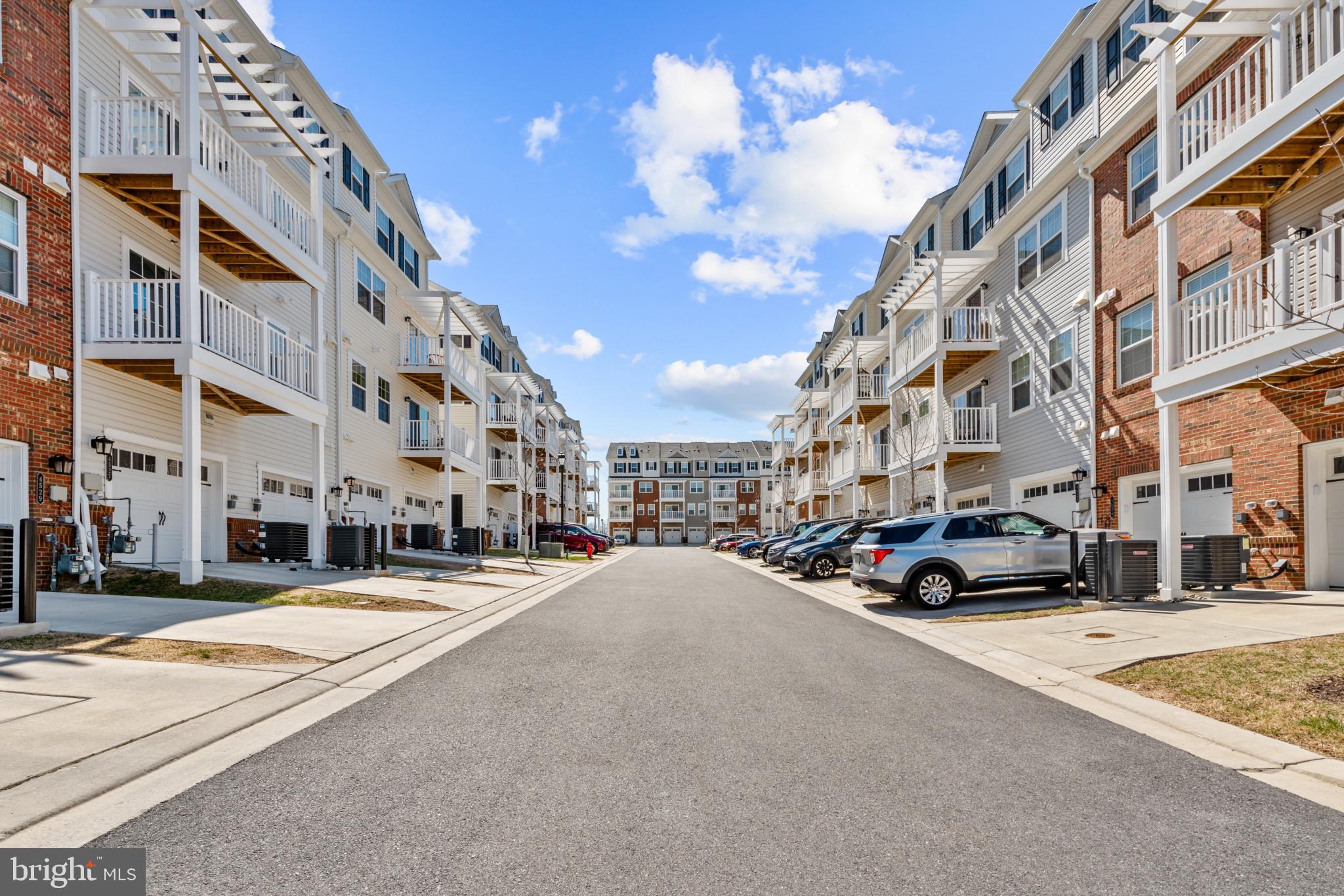 BALLARD GREEN - Residential