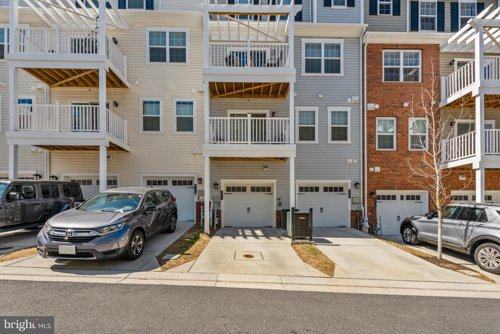 BALLARD GREEN - Residential