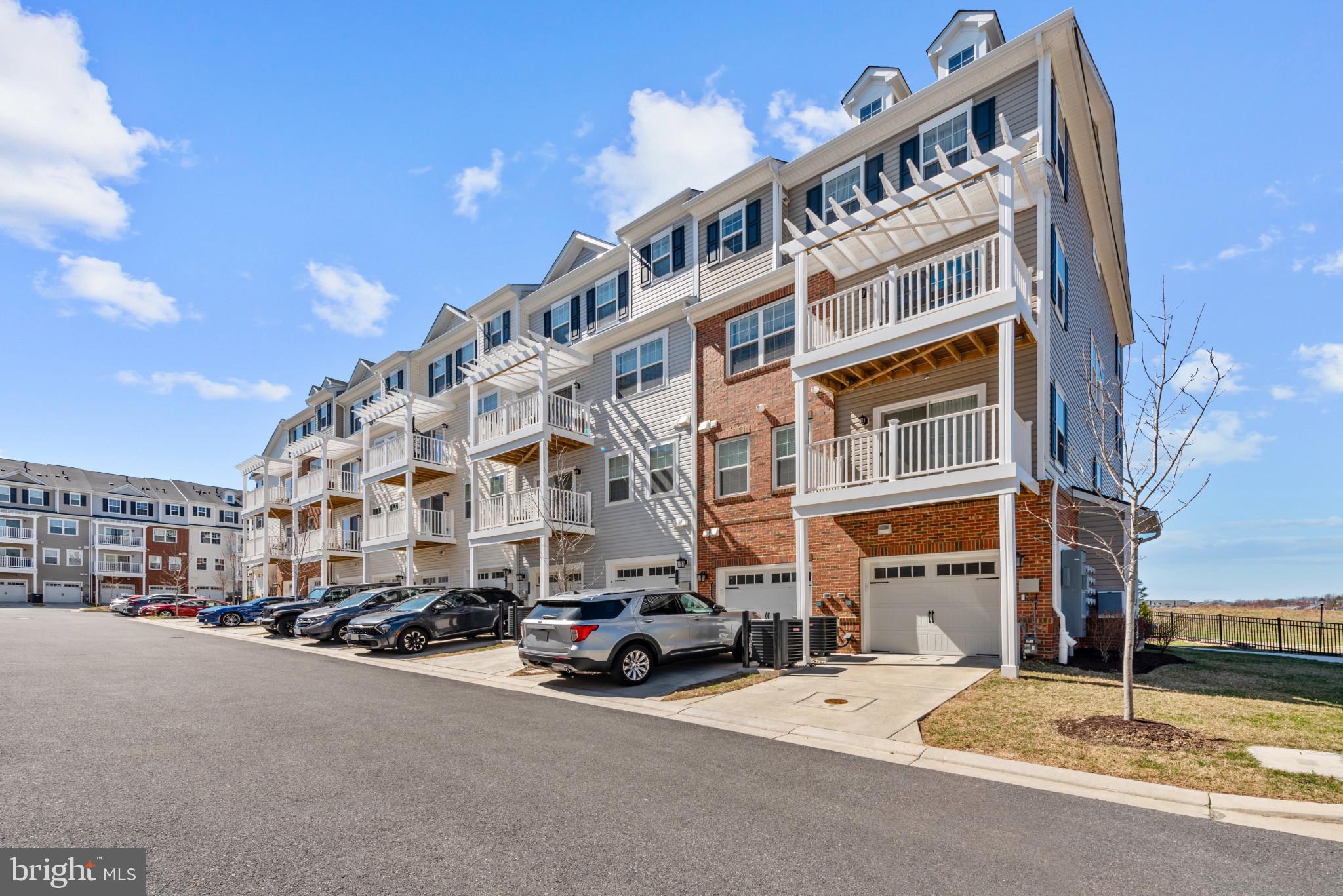 BALLARD GREEN - Residential