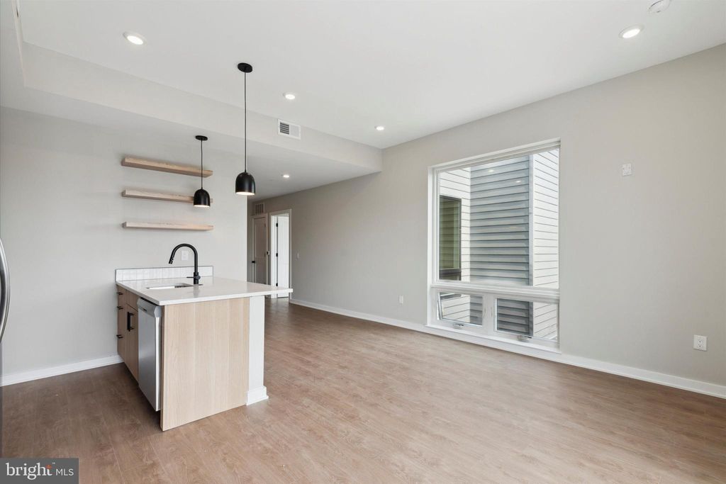 Photo of 308 W Chelten Avenue #501, PHILADELPHIA, PA 19144 (MLS # PAPH2575884)