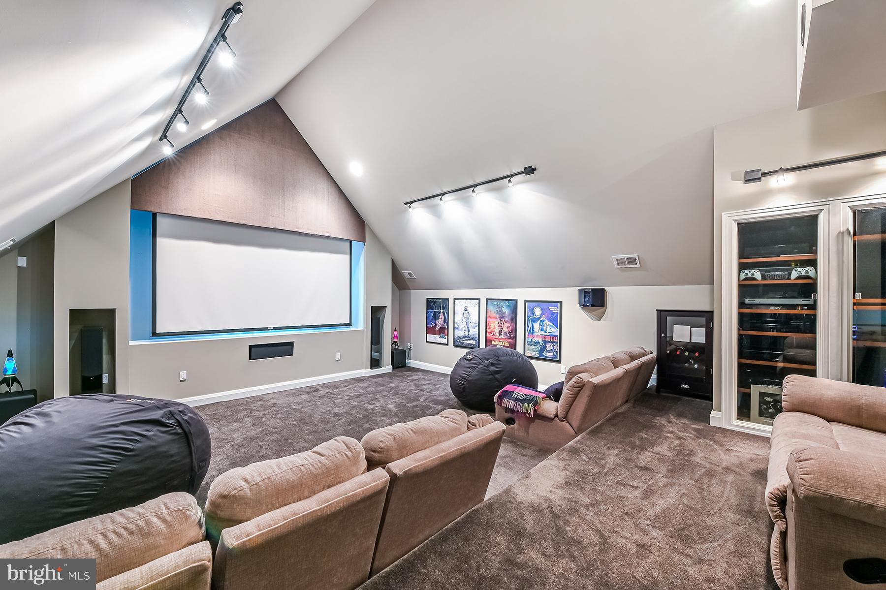 MIMOSA COVE - Residential