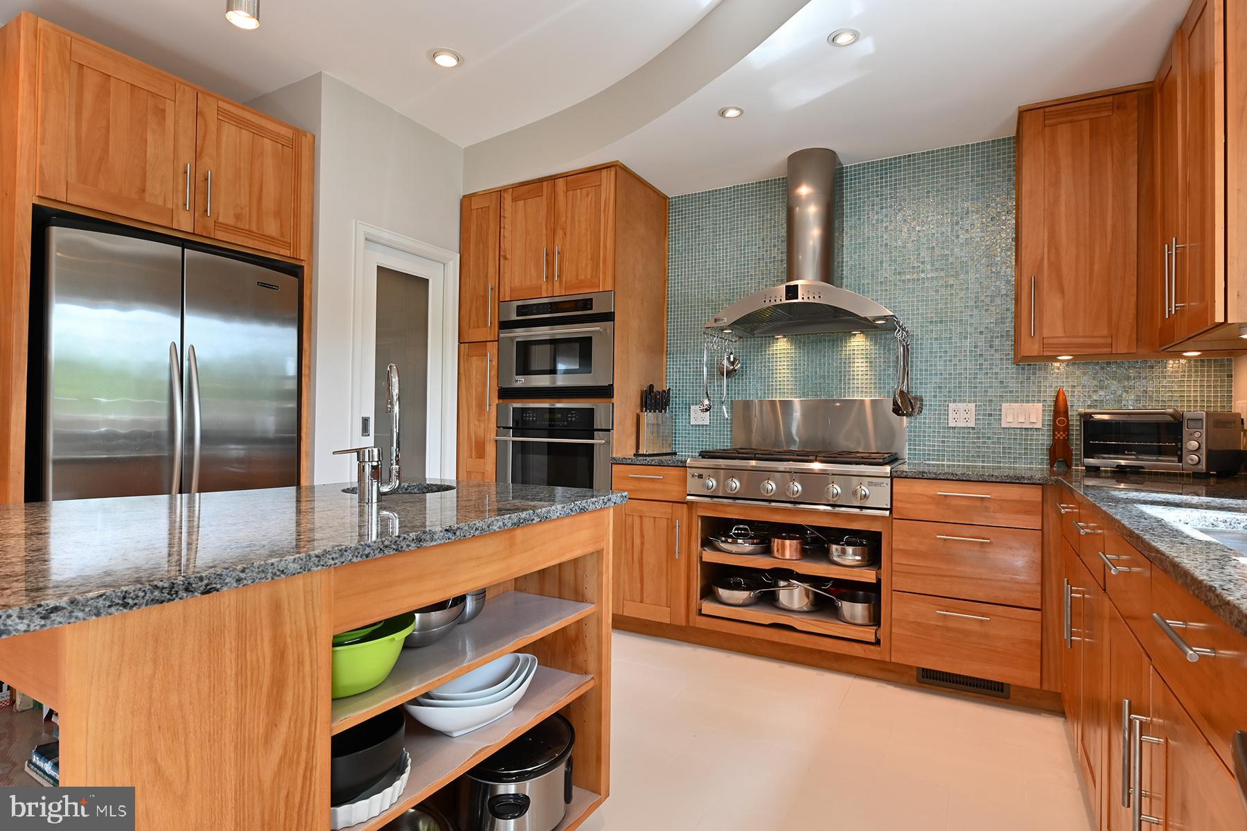 MIMOSA COVE - Residential