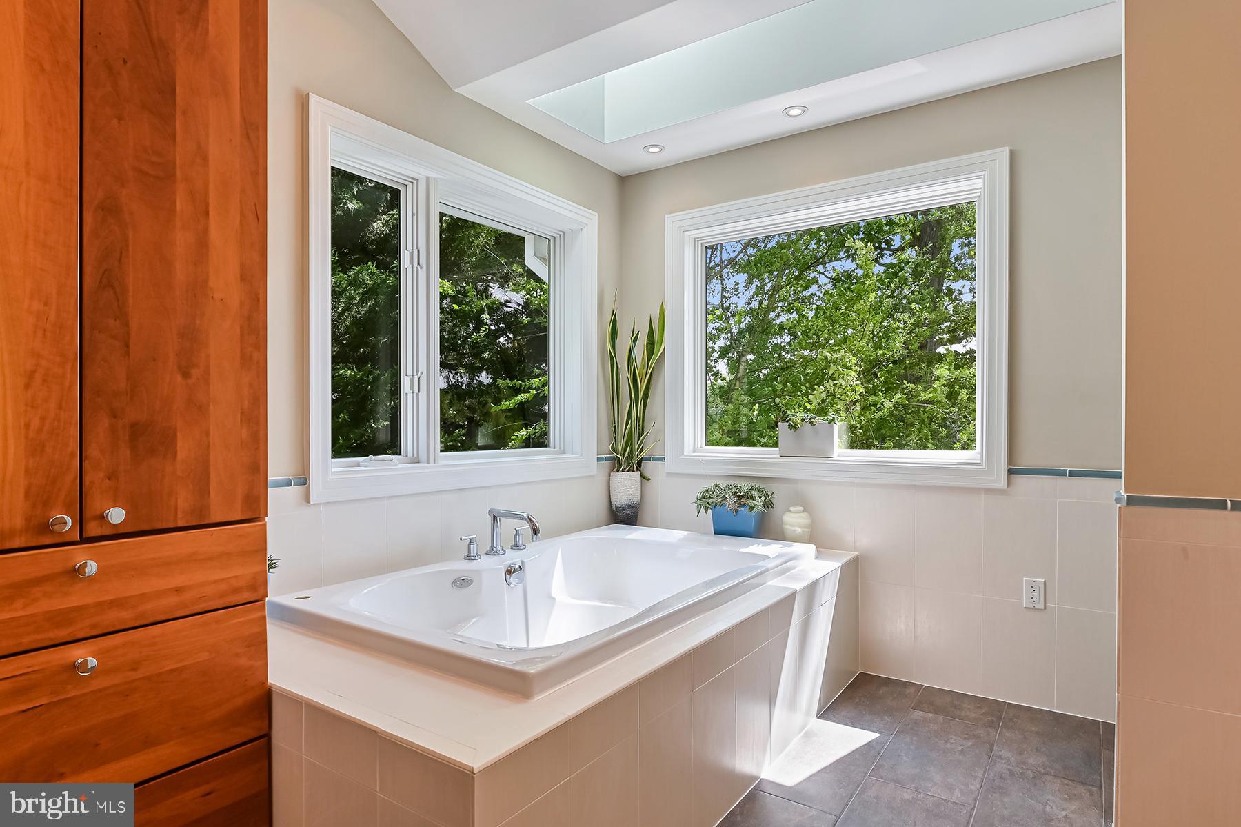 MIMOSA COVE - Residential