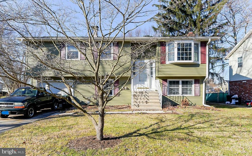 Photo of 31 Sherman Street, HANOVER, PA 17331 (MLS # PAYK2095304)