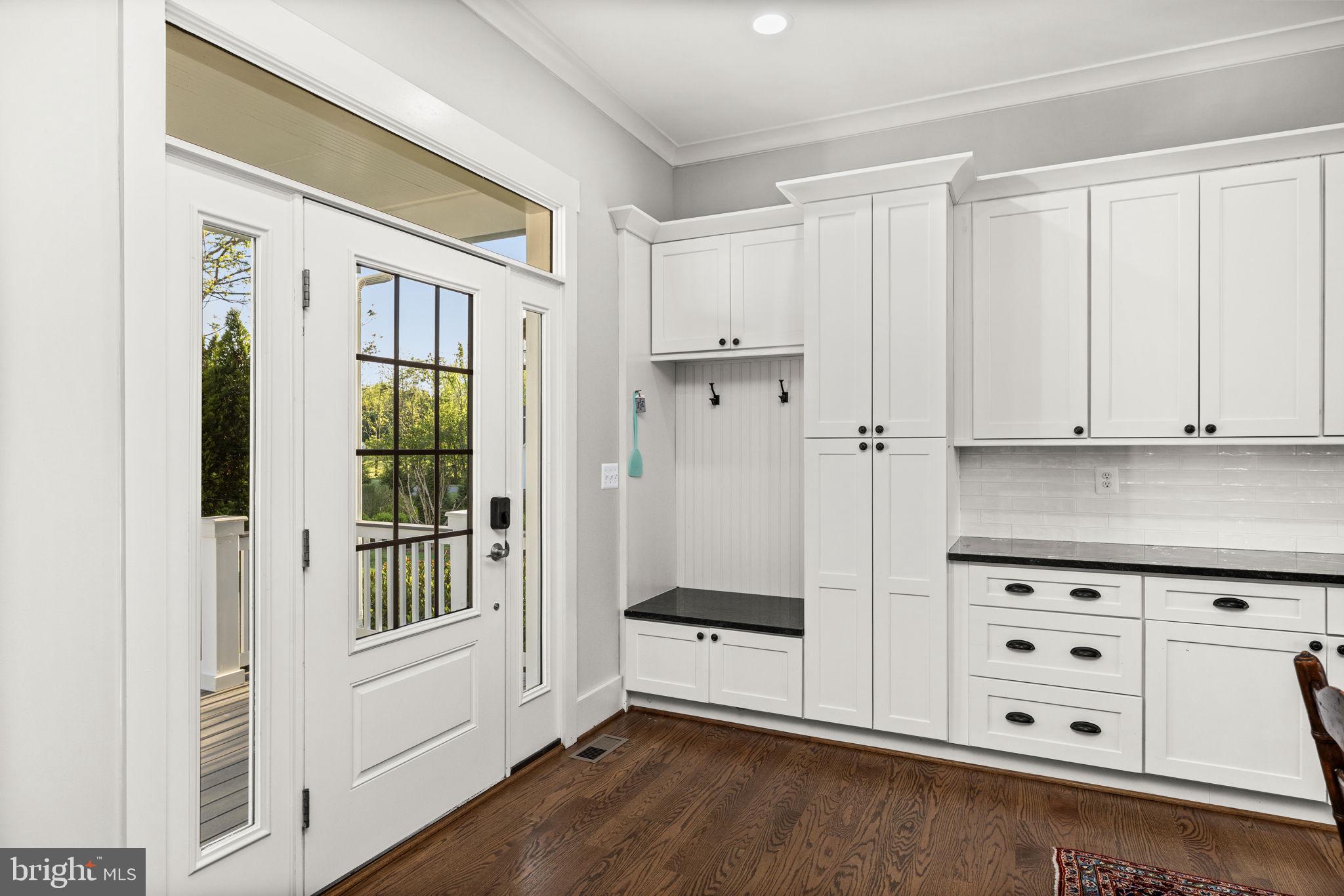 SUMMERVIEW POINT - Residential