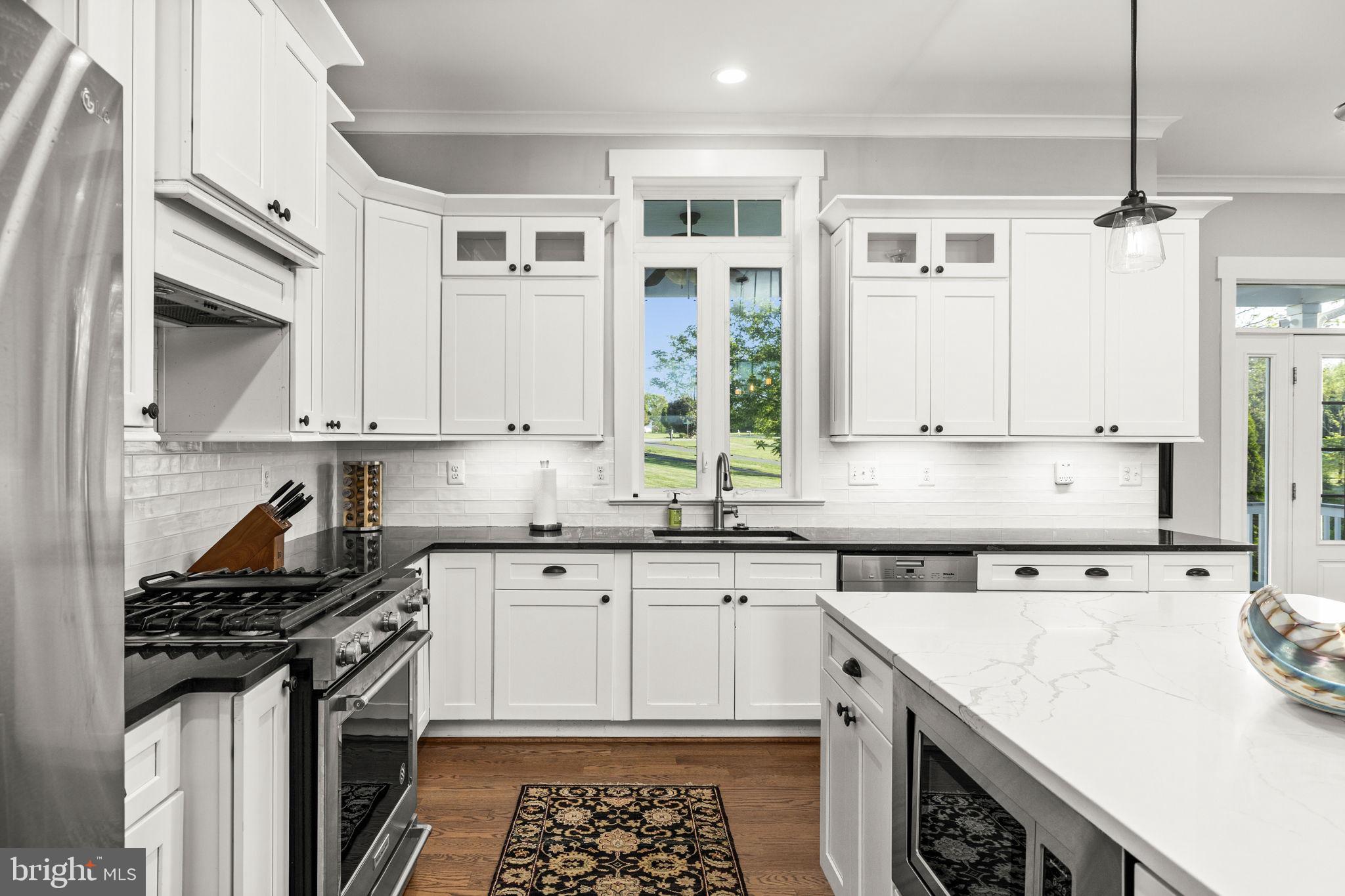 SUMMERVIEW POINT - Residential