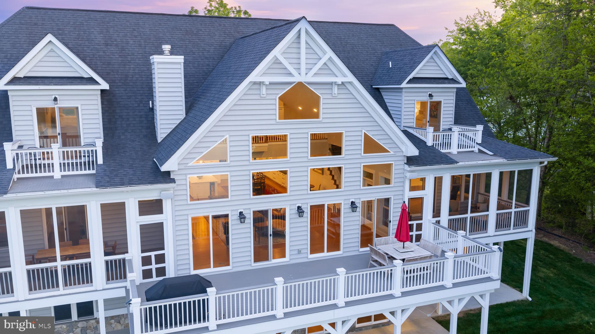 SUMMERVIEW POINT - Residential