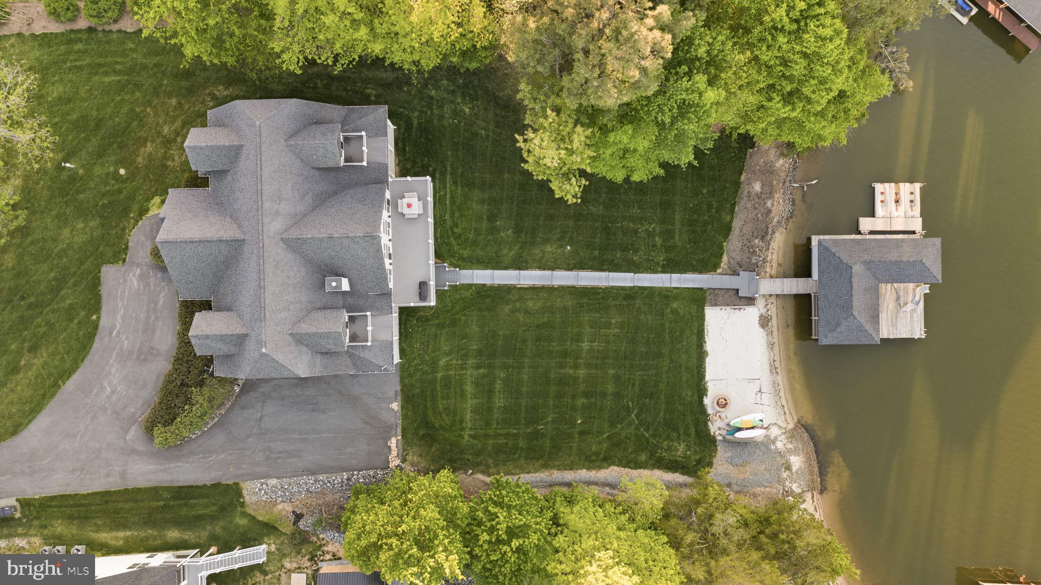 SUMMERVIEW POINT - Residential