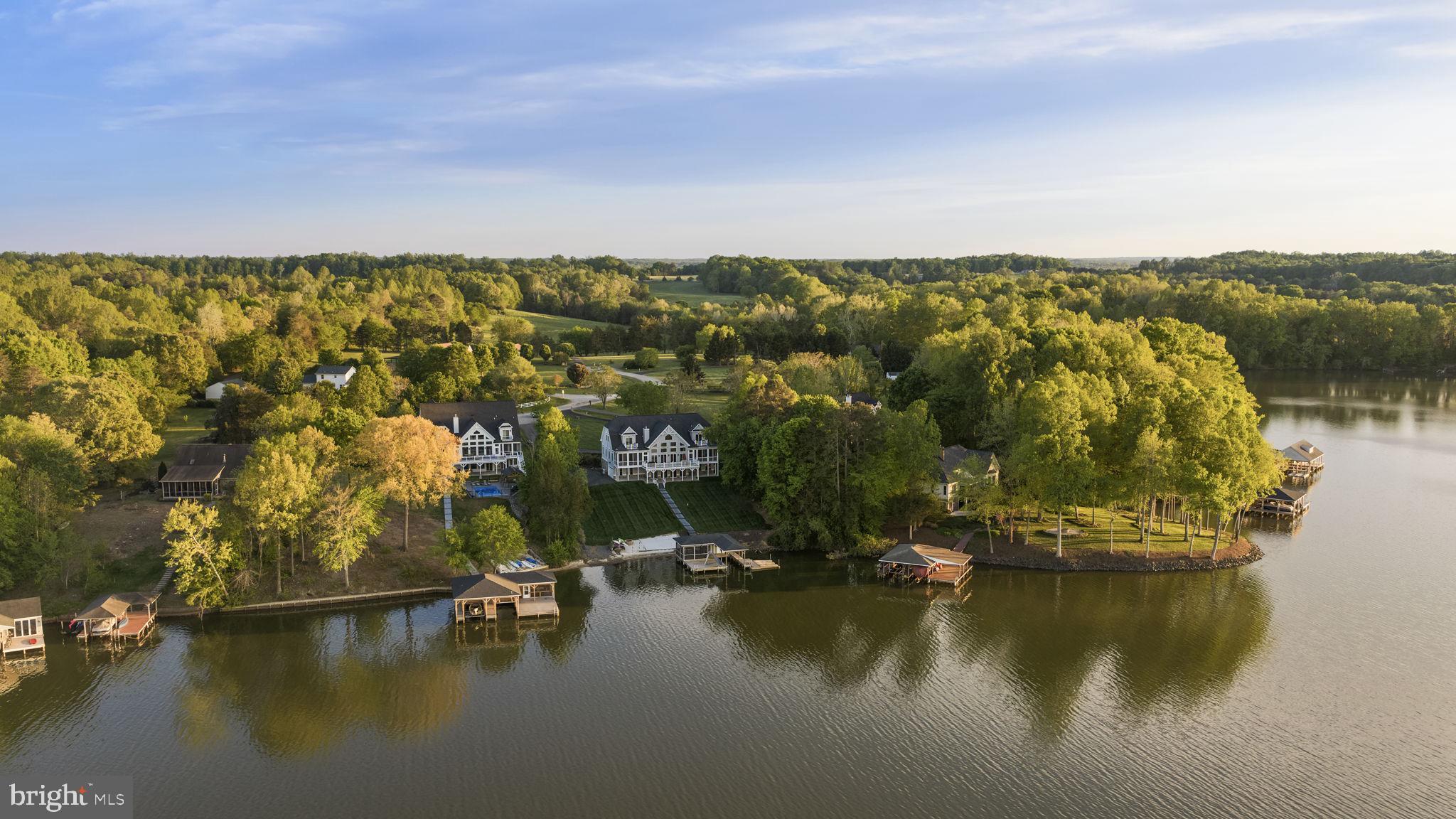 SUMMERVIEW POINT - Residential