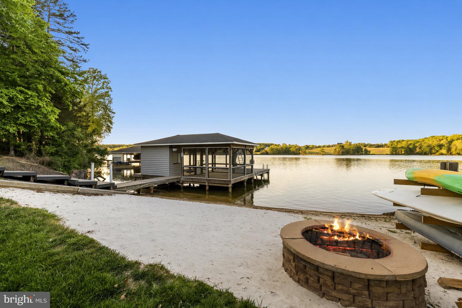 SUMMERVIEW POINT - Residential