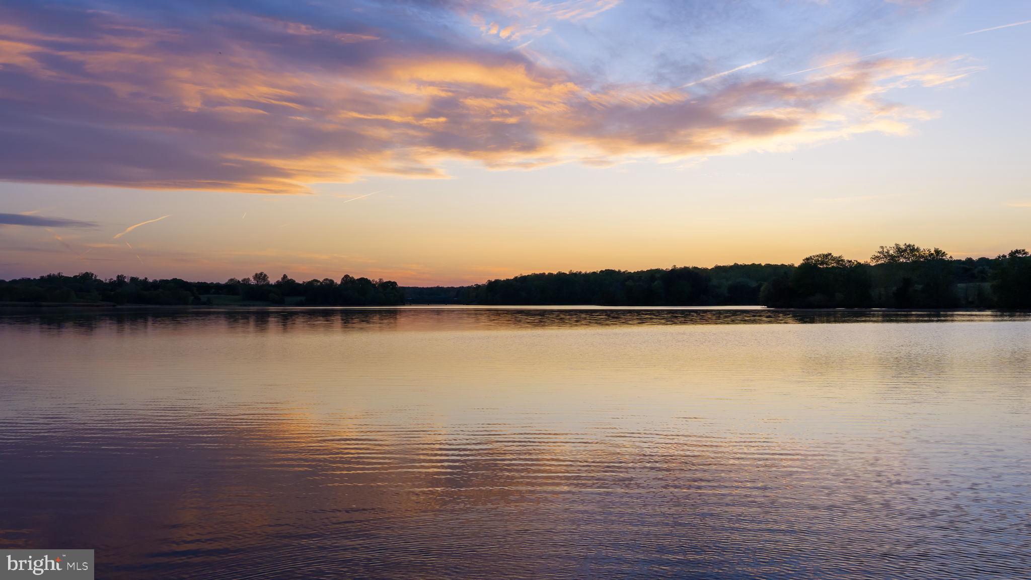 SUMMERVIEW POINT - Residential