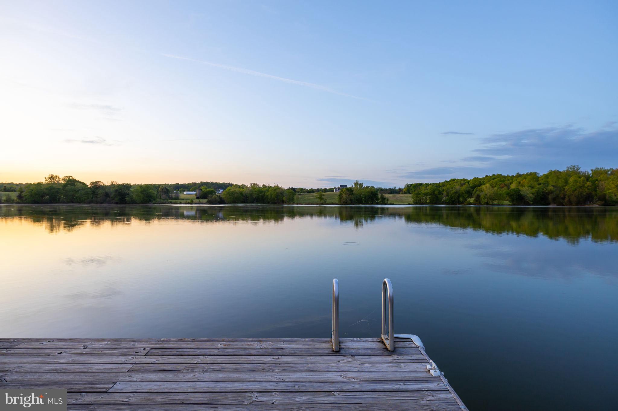 SUMMERVIEW POINT - Residential