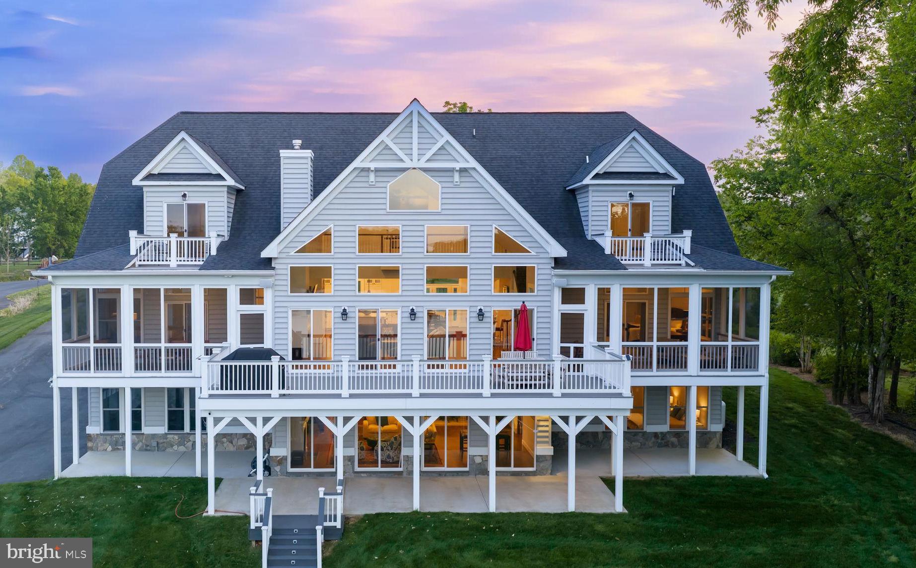 SUMMERVIEW POINT - Residential